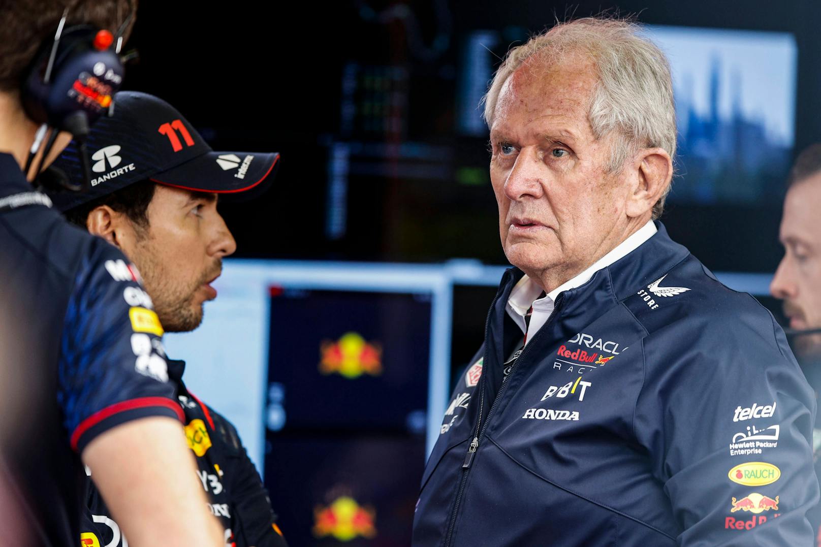 Red-Bull-Berater Helmut Marko spricht über das Sprintrennen. 