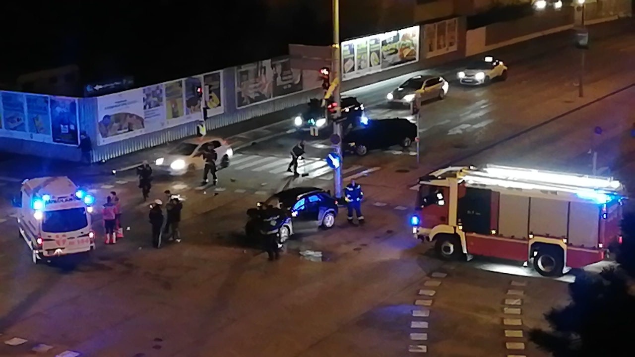 Heute.at - Verkehrsunfall in der Donaustadt – 3 Personen verletzt