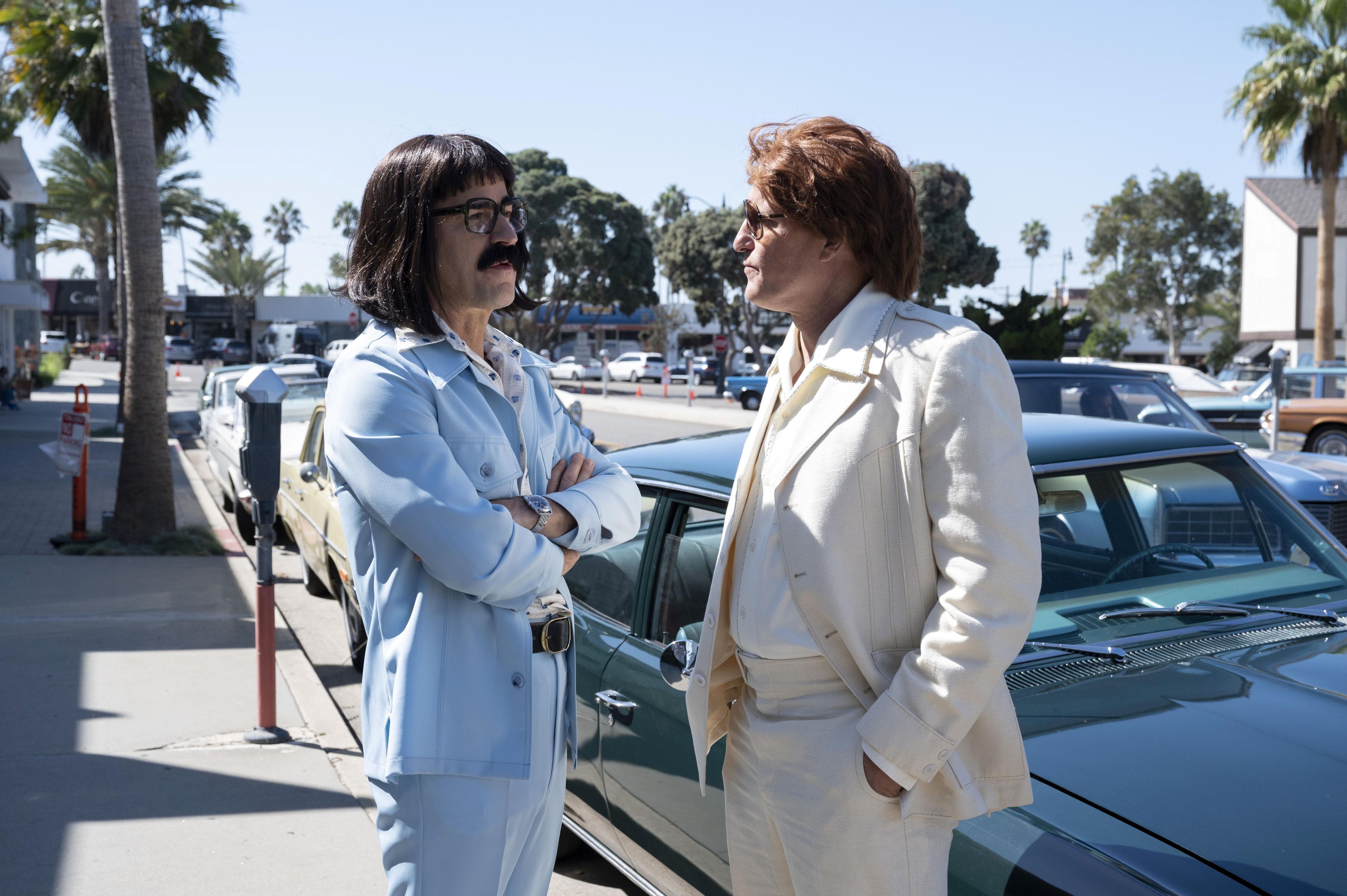 Justin Theroux und Woody Harrelson lösen den Watergate-Skandal aus …