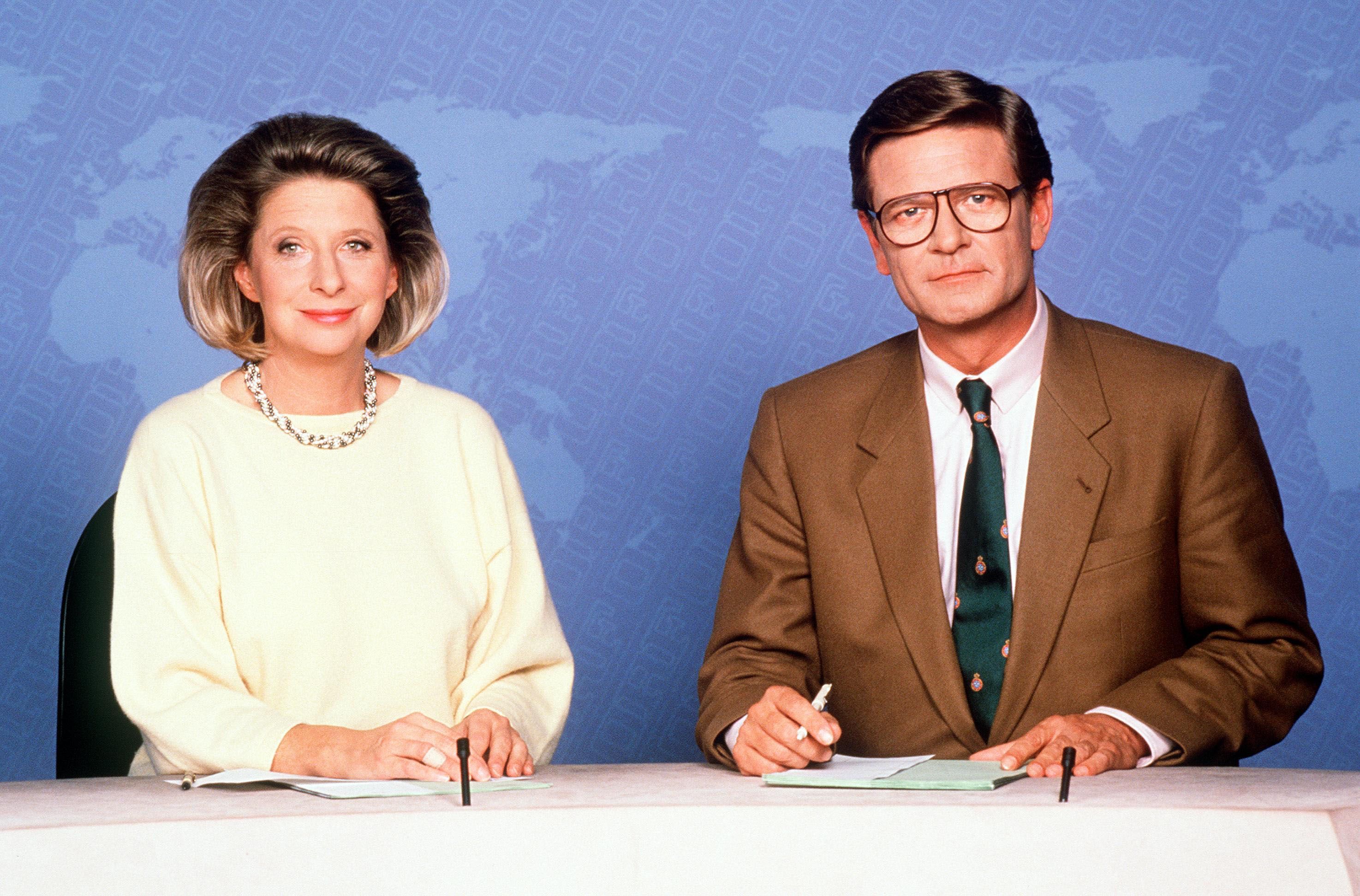 Andere <em>Zeit</em>(en) <em>im Bild</em>: <strong>Klaus Edlinger</strong> (r.) an der Seite seiner langjährigen ZIB-Partnerin <strong>Ursula Stenzel</strong> im Jahr 1986. Sie ist mittlerweile für die FPÖ tätig.