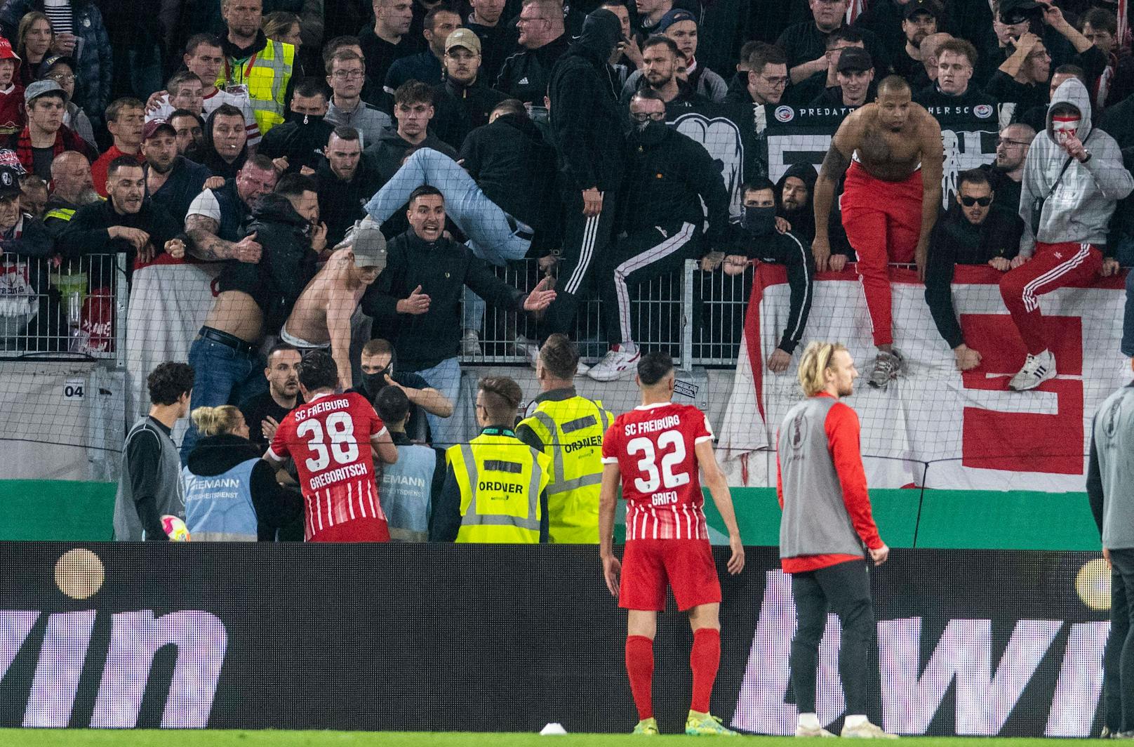 Freiburg-Fans versuchten einen Platzsturm