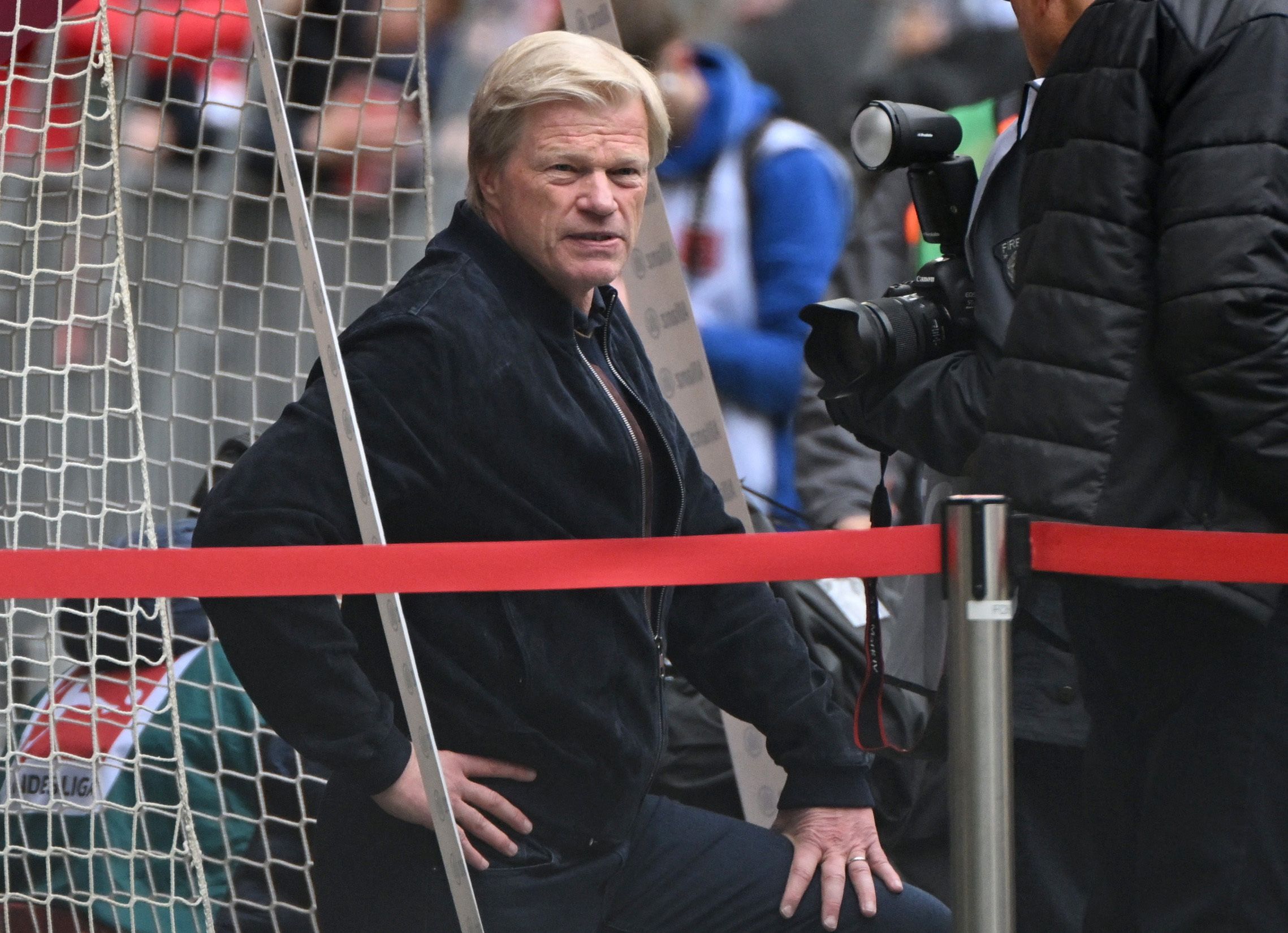 Die Bayern haben die Entscheidung über Oliver Kahn verschoben. 