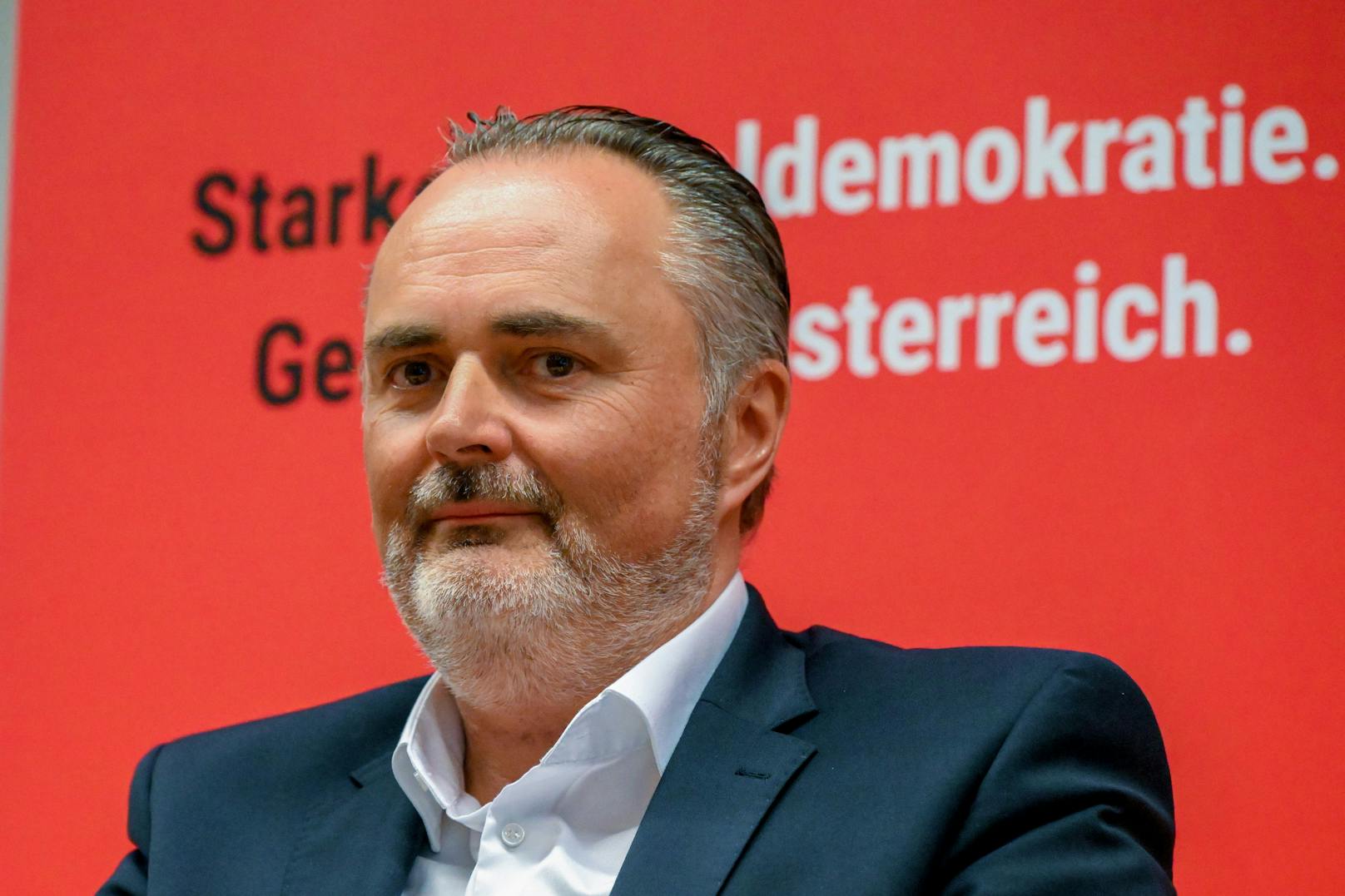 Eine Woche vor dem Ende der SPÖ-Mitgliederbefragung lässt Hans Peter Doskozil mit einer knallharten Ansage an ÖVP und FPÖ aufhorchen.
