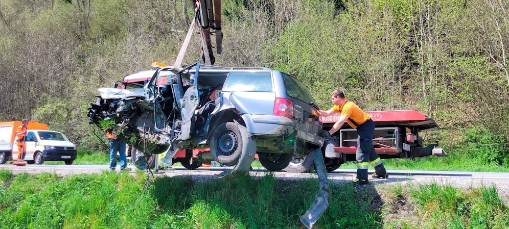 Auf der B320 bei Stainach-Pürgg endete ein Überholmanöver am 4. Mai 2023 tödlich. Der entgegenkommende Lenker (49) hatte keine Chance.