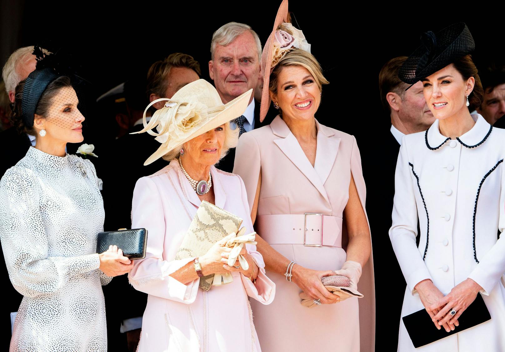 Königin Letizia von Spanien, Camilla, Königin Maxima aus den Niederlanden und Prinzessin Kate. 