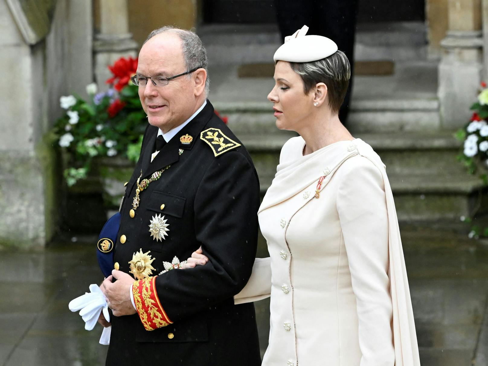 Prinz Albert II und Prinzessin Charlene von Monaco trafen in London ein.