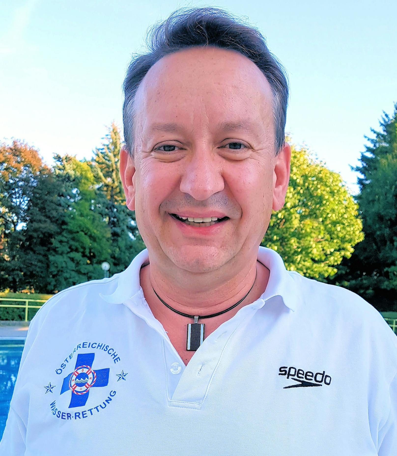 Ralph Hamburger ist Ausbildner bei der Wasserrettung und Abschnitts-Leiter der Wasserrettung NÖ-Süd.