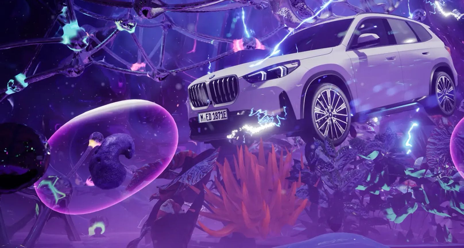 BMW hat gleich eine komplett digitale Welt erschaffen. Im BMW-Metaverse werden regelmäßig neue Modelle präsentiert, die die virtuellen Besucher unter die Lupe nehmen können.