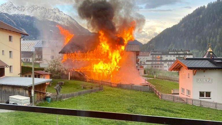 Bei dem Großbrand in Nauders (Tirol) wurden mindestens 27 Tiere getötet.