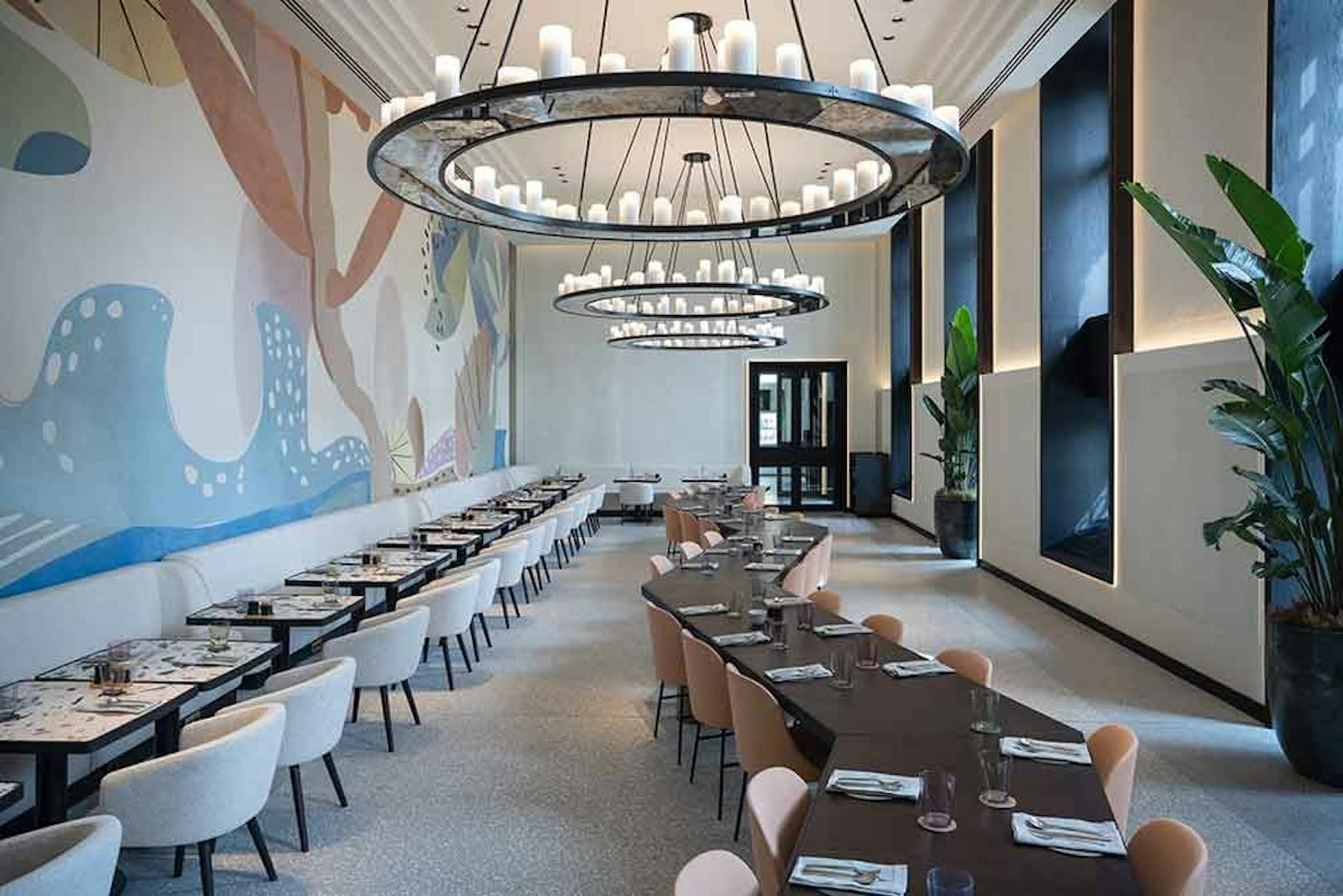 Ein neues Luxushotel vis-a-vis vom Stadtpark hat aufgemacht: Das Almanac Palais Vienna hat nicht nur Bar und Restaurant, sondern auch Café.