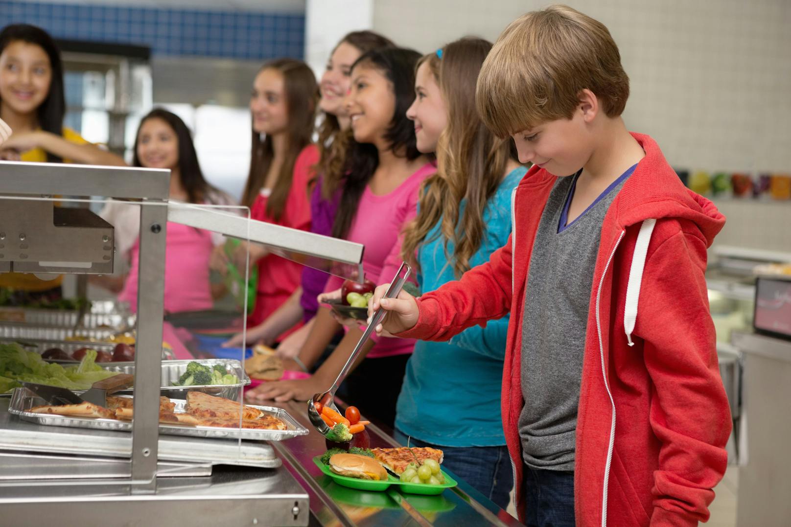Der Essensbeitrag an Wiens Schulen steigt im Herbst 2023 um 10,5 Prozent.