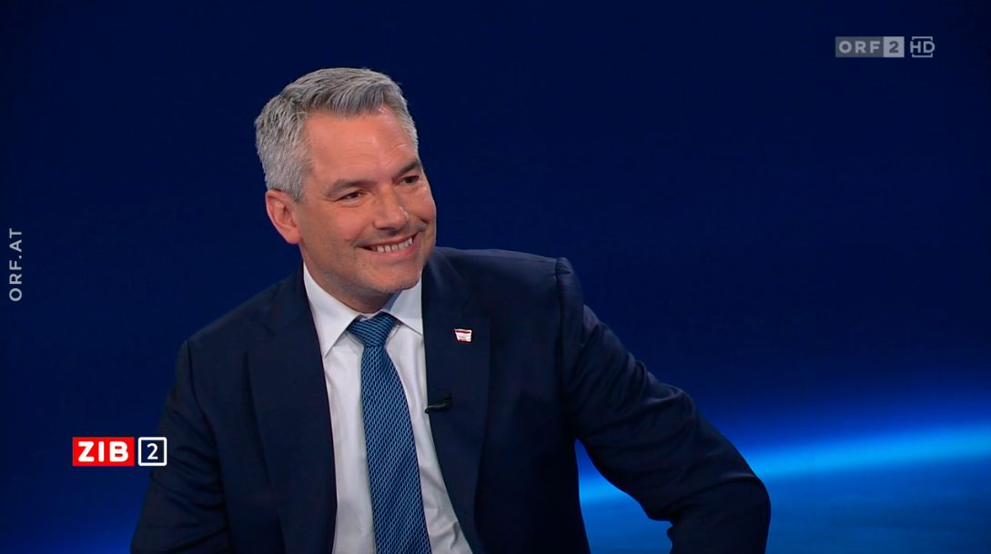 Kanzler Karl Nehammer am 10. Mai 2023 zu Gast in der ZIB2 mit Armin Wolf.