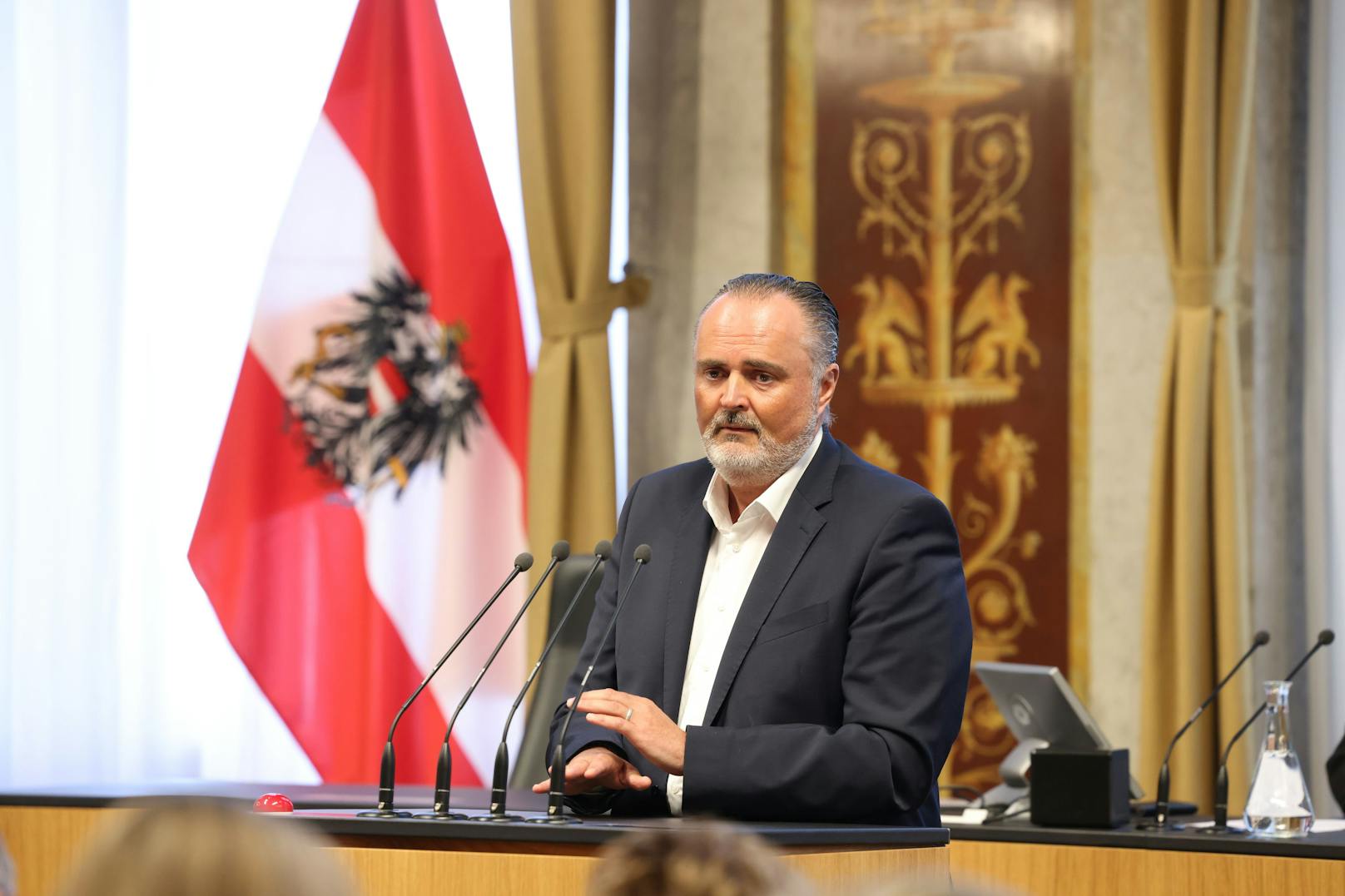 Hans Peter Doskozil stellt nach der Mitgliederbefragung klarerweise den Führungsanspruch in der SPÖ.