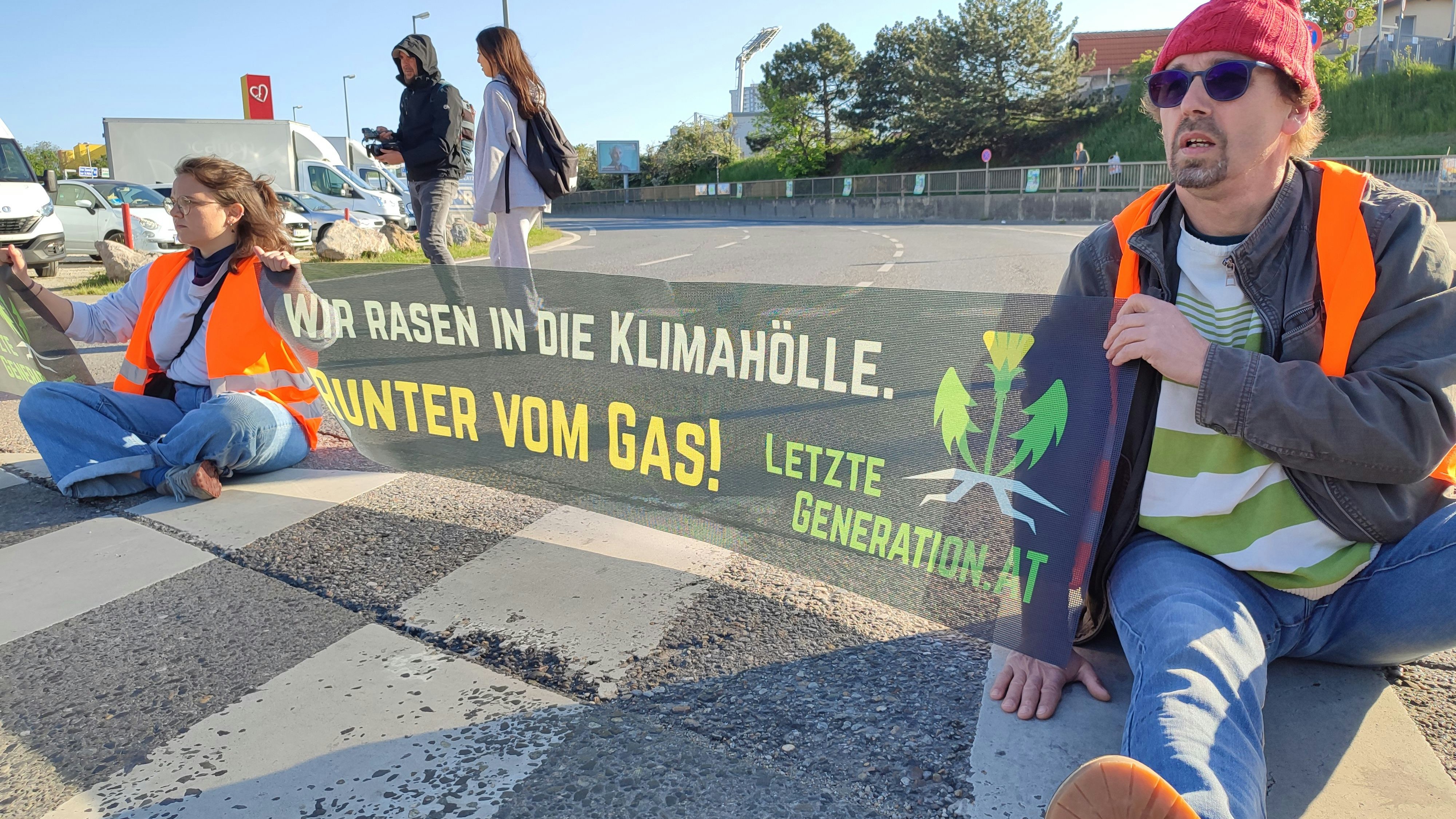 Heute.at - Rettung blockiert, Patient tot – das sagen die Klima-Kleber