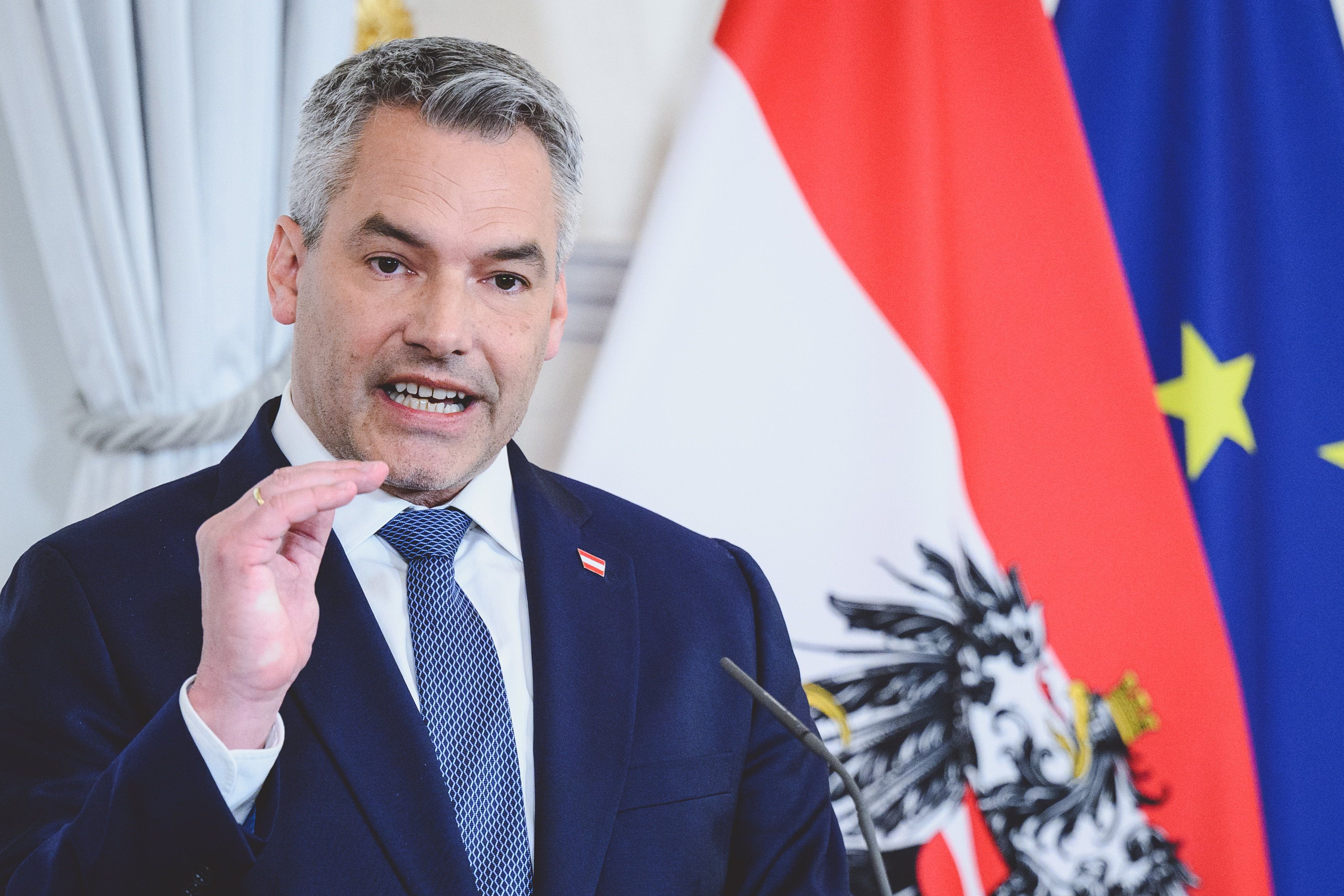 Bundeskanzler Karl Nehammer präsentierte am Mittwoch einen 4-Punkte-Plan gegen die Teuerung. 