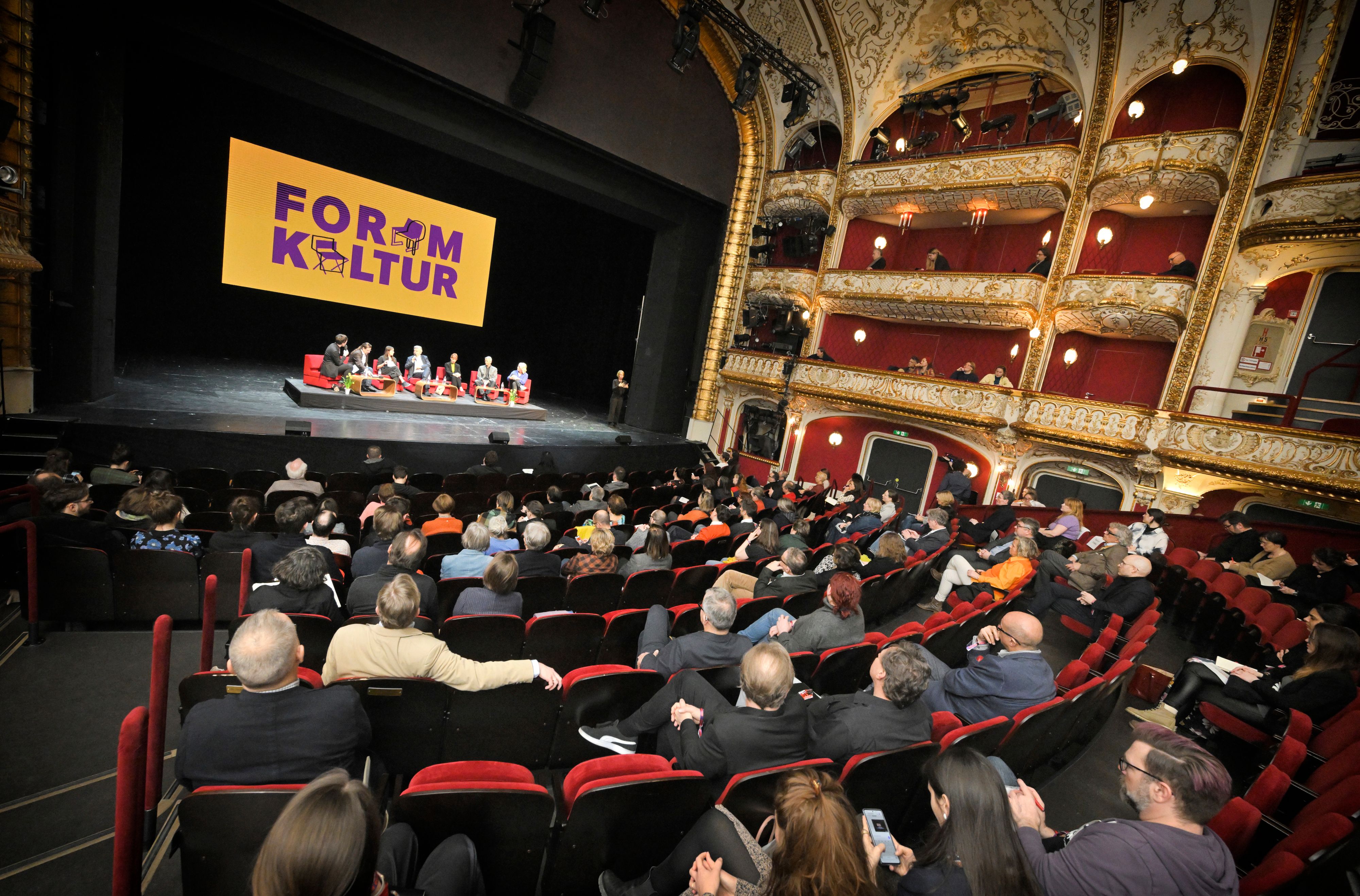 Forum Kultur im Wiener Volkstheater.