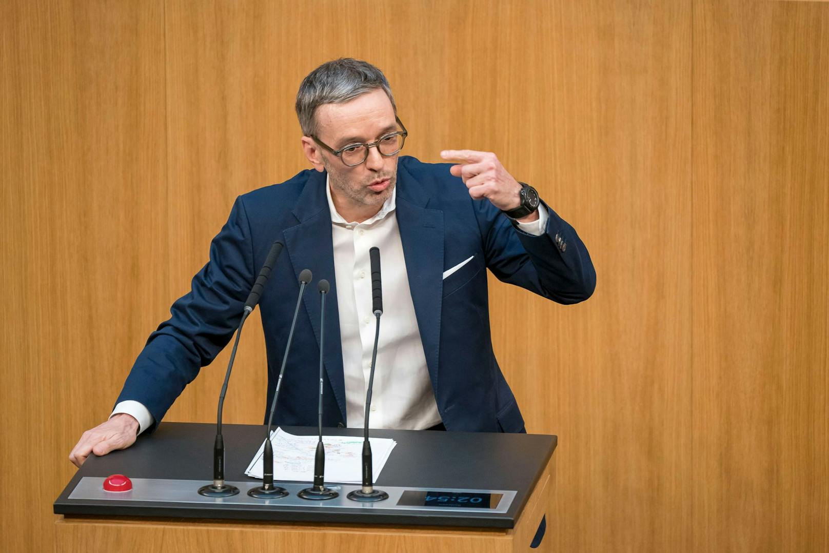 FPÖ-Chef Herbert Kickl will die Regierung am Freitag entlassen.