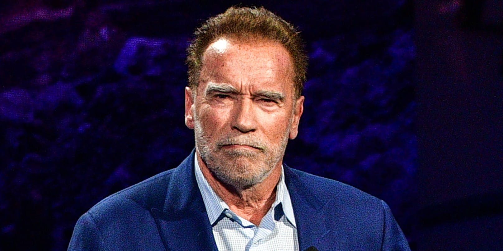 Arnold Schwarzenegger reflektiert seine Vergangenheit.