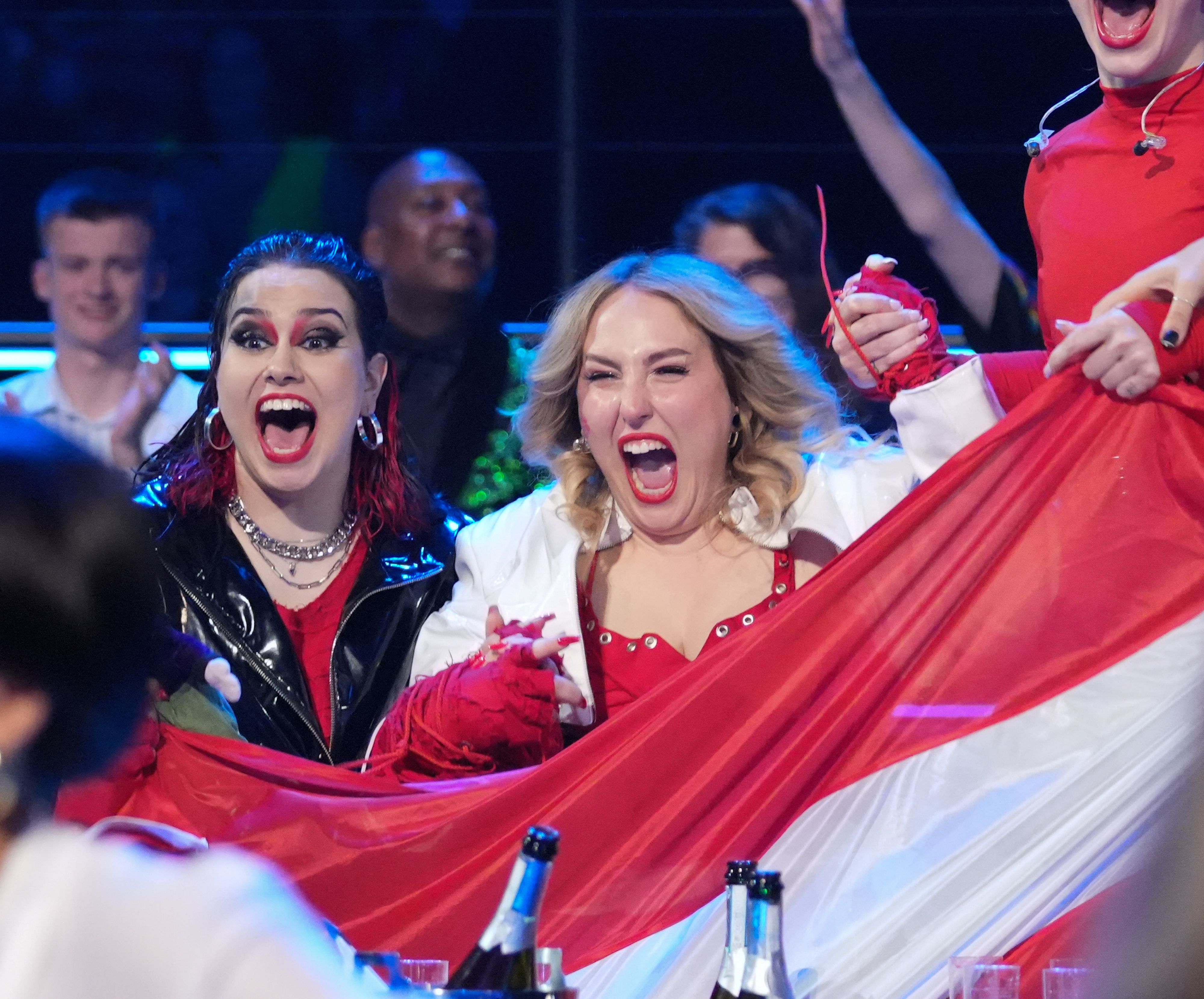 Teya und Salena singen am Samstag um den ESC-Sieg.