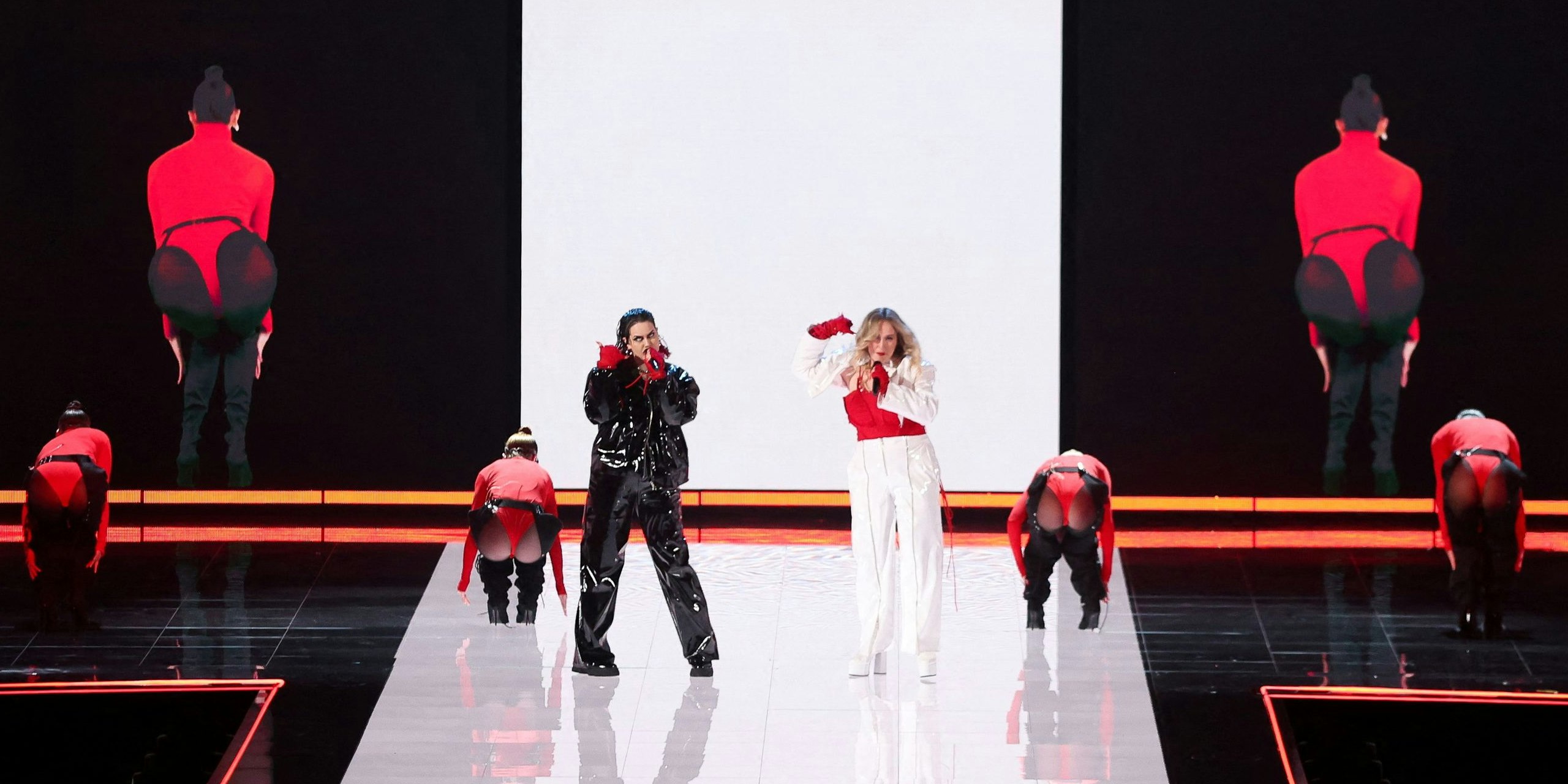 Teya & Salena mit "Who the hell is Edgar?" beim "Song Contest 2023".