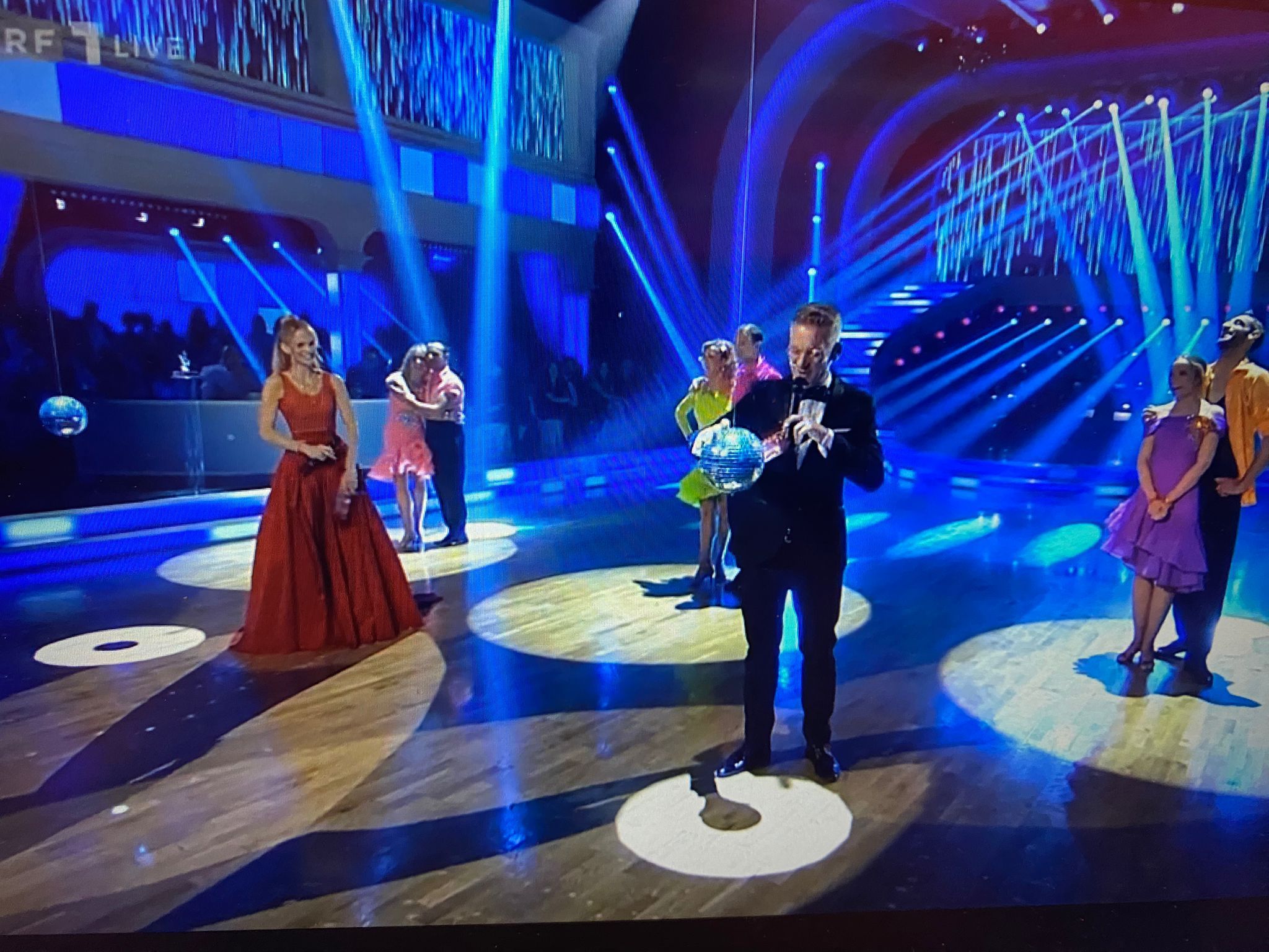 Wer muss "Dancing Stars" im Finale verlassen?