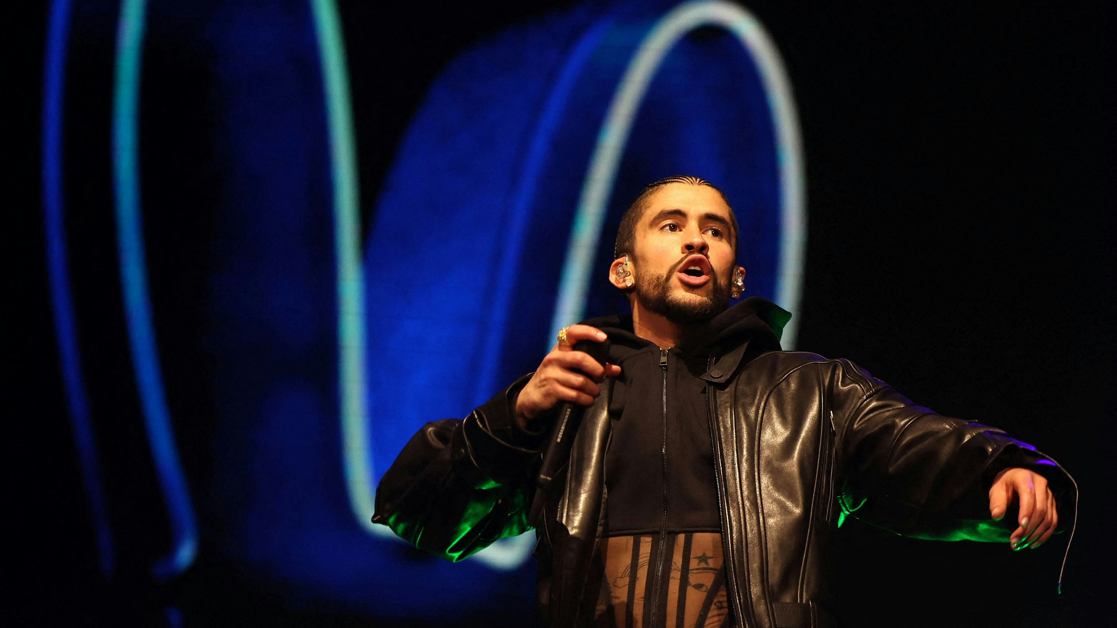 Bad Bunny bei seiner Performance am Coachella Musikfestival in Kalifornien.