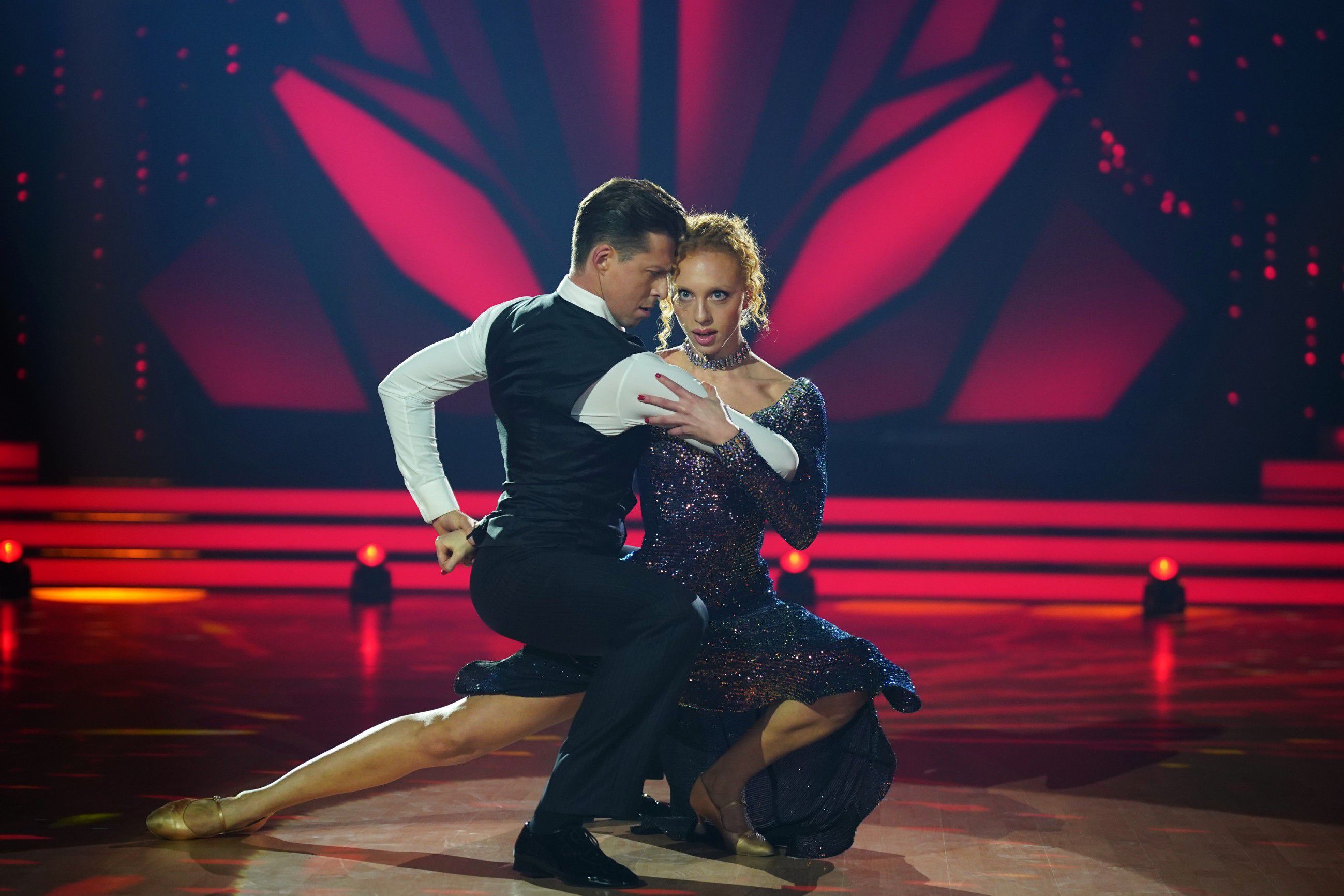 Anna Ermakova und Valentin Lusin kommen sich sehr nahe.