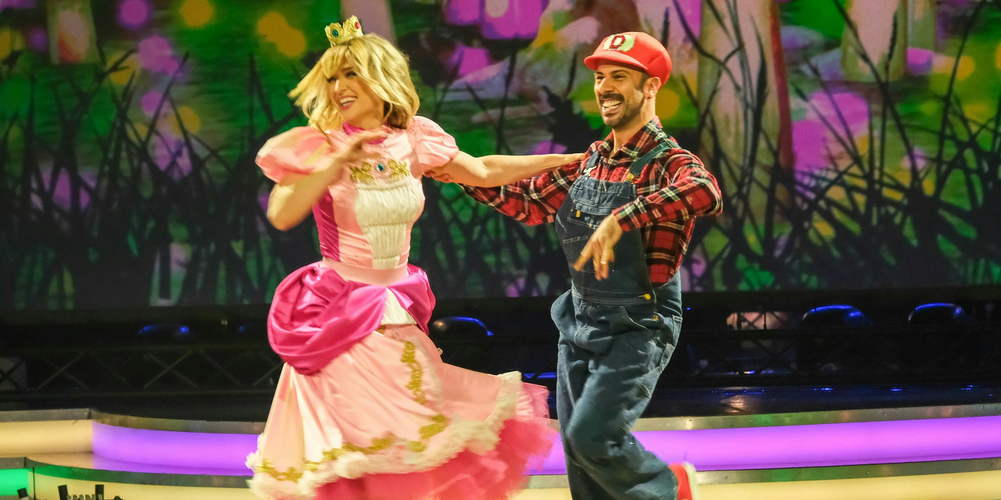 Als Prinzessin und Heimwerker präsentierten sich Corinna und Danilo im ORF-Finale.