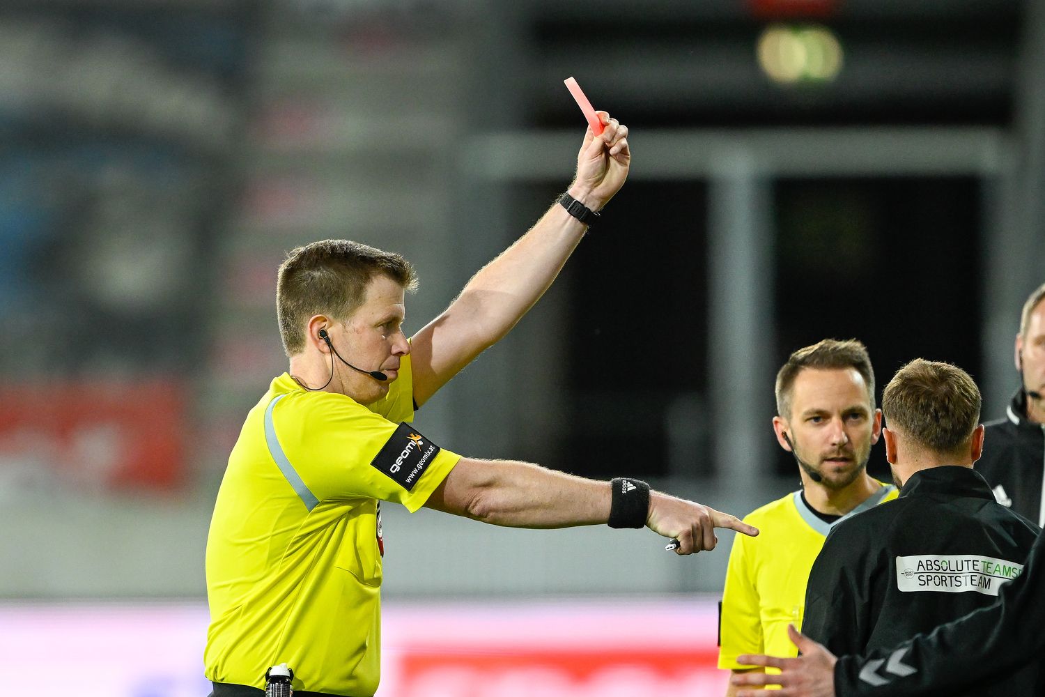 Schiedsrichter Markus Hameter. 