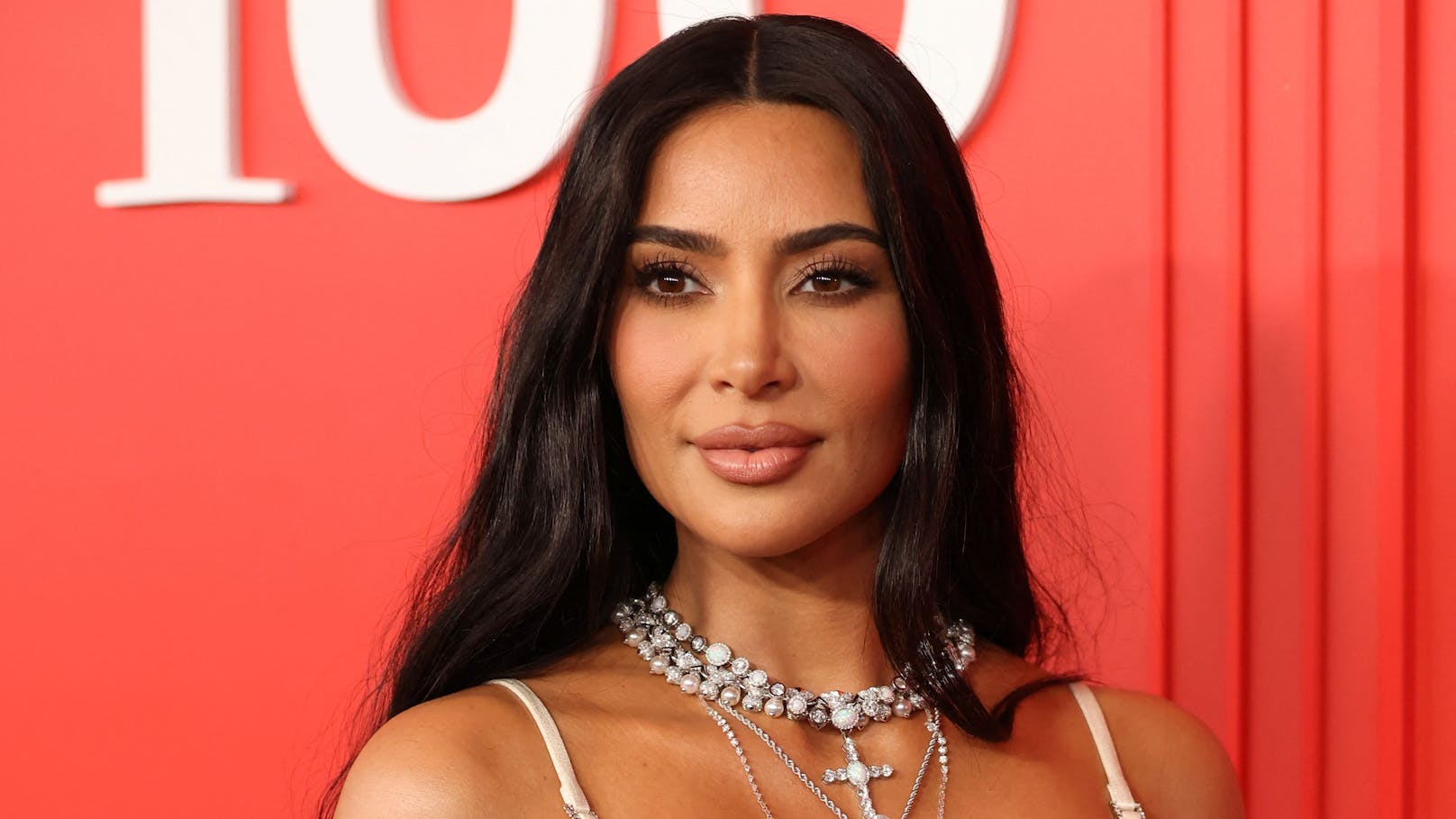 Kim Kardashian bekam Abfuhr von Lagerfelds Choupette