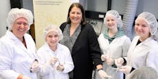 Pilotprojekt lässt Wiens Mädchen Laborluft schnuppern