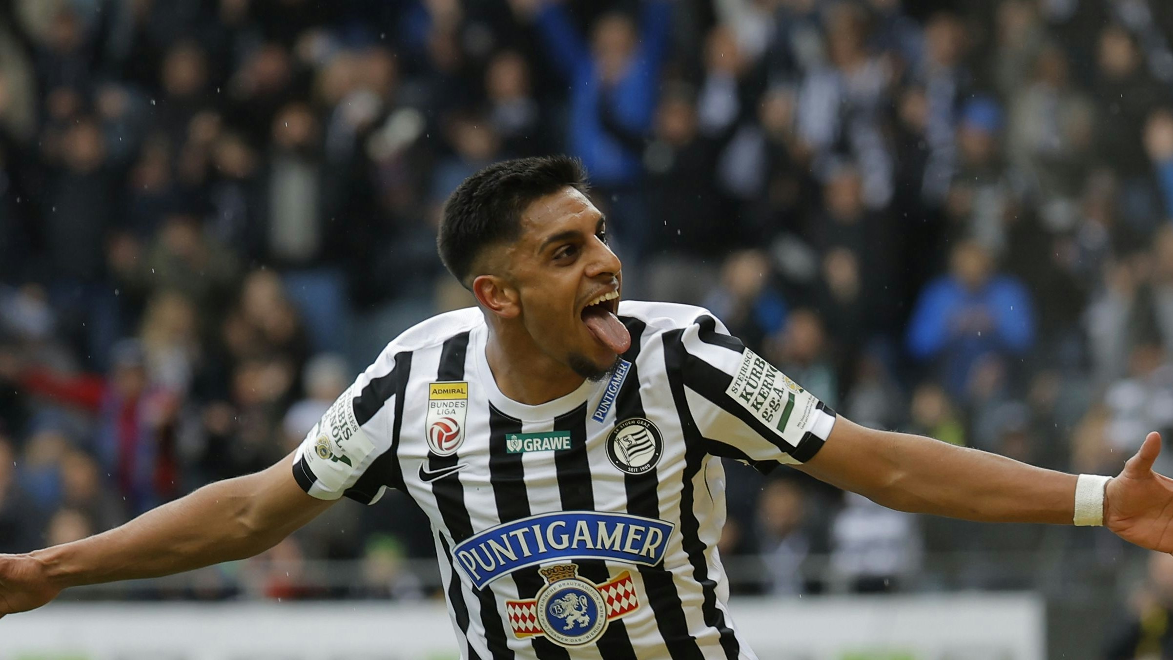 Sarkaria trifft gegen Klagenfurt doppelt.