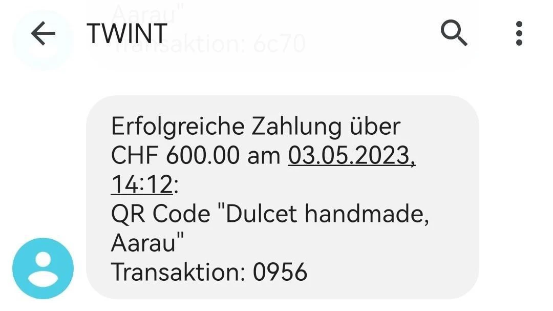 Der Chef von "Dulcet handmade" bemerkte den Fehler noch am gleichen Abend. Via die Zeitung "20 Minuten" suchte der Geschäftsführer die Person, die 594 Franken zu viel für das Eis bezahlte.