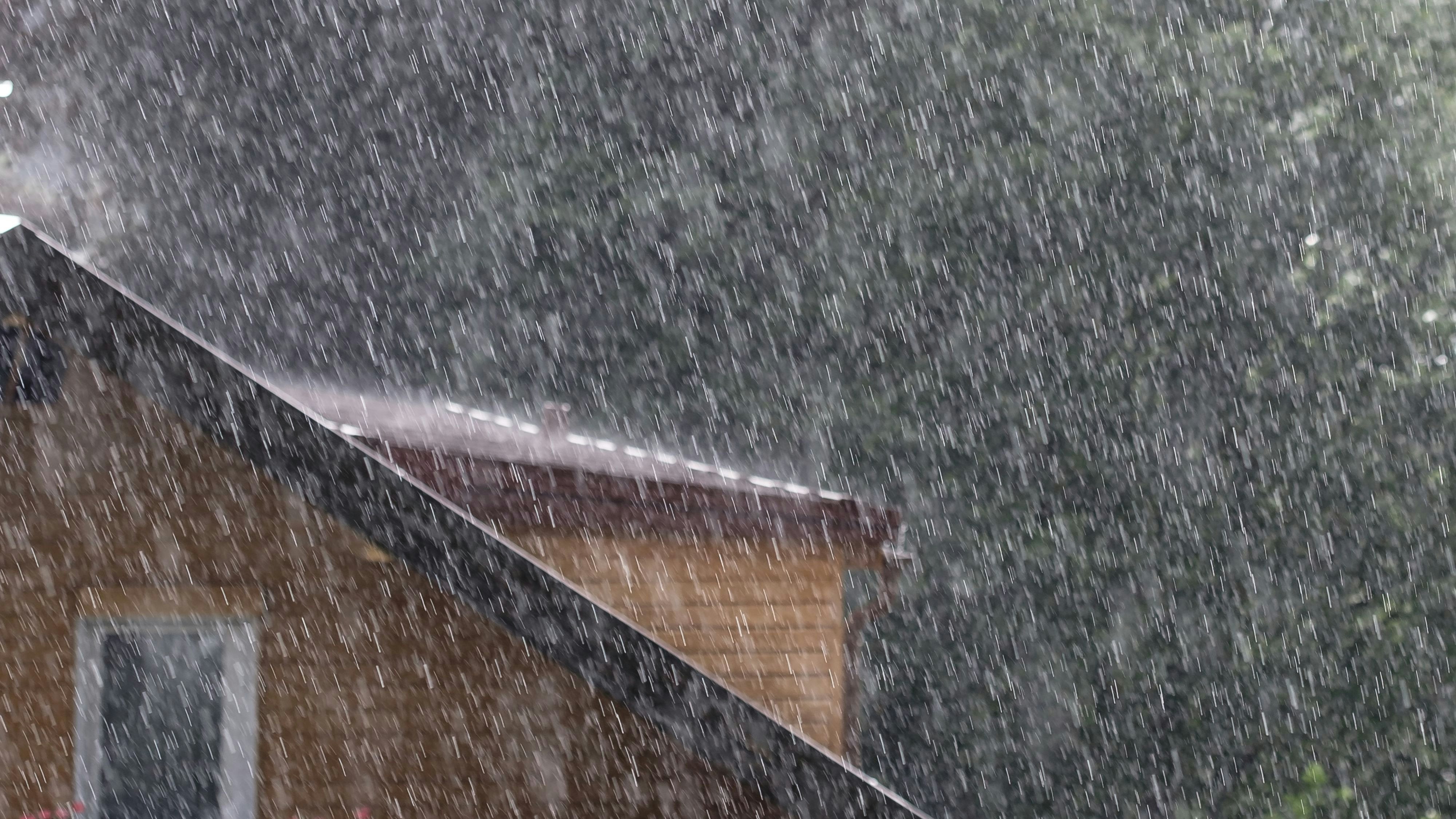 Heute.at - Starkregen, Gewitter: Experten sagen enorme Unwetter an