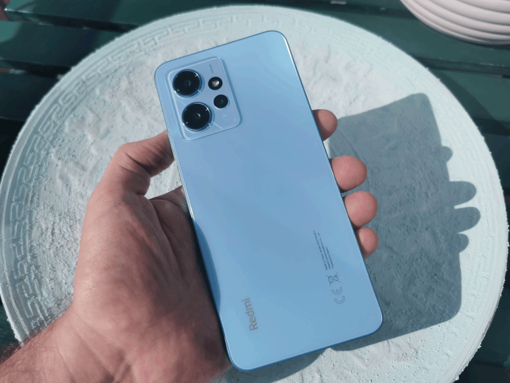 Das Redmi Note 12 4G im Test – ohne 5G sogar besser, denn es ist billiger und hat gleichzeitig die bessere Kamera.