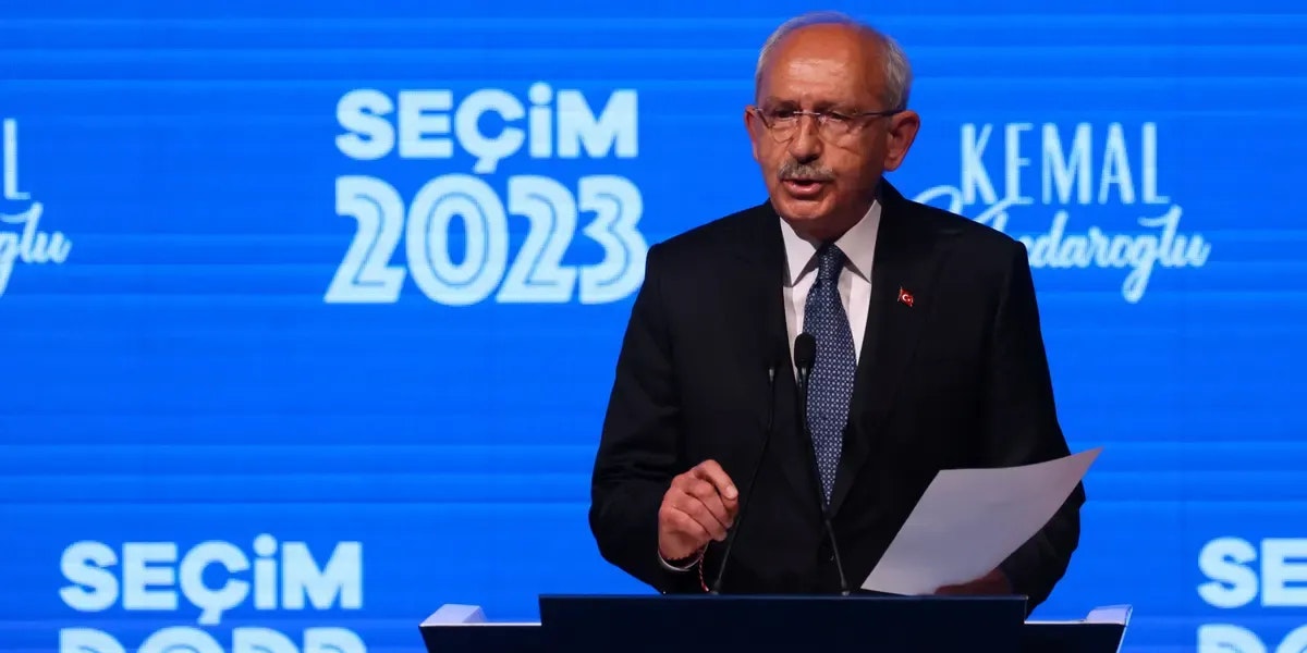 Oppositionsführer Kilicdaroglu erhielt 44,79 Prozent der Stimmen. Die Endergebnisse wurden noch nicht verkündet. Es war unklar, wann damit zu rechnen ist.