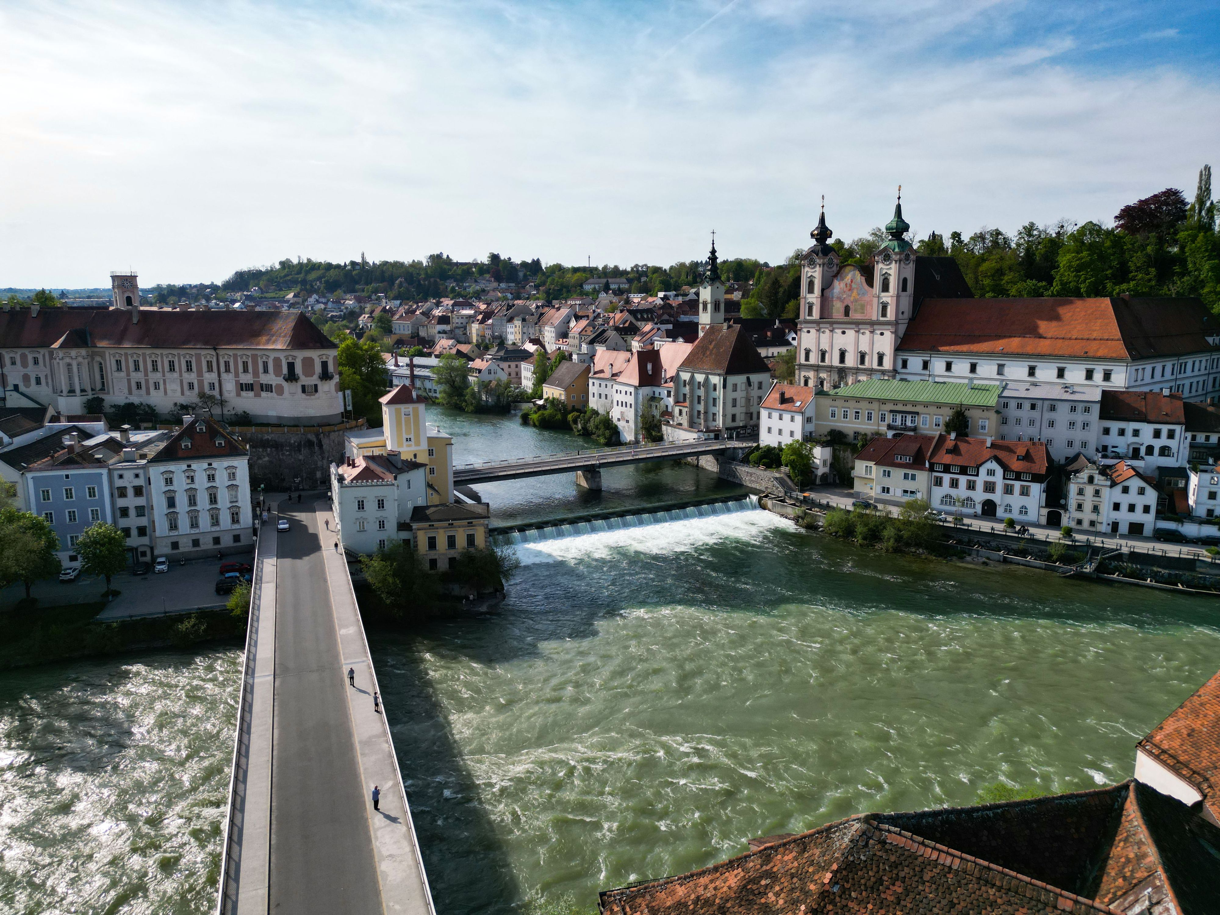 Steyr ist bekannt für seine Industrie; jetzt wackeln bei zwei Unternehmen insgesamt 120 Jobs.