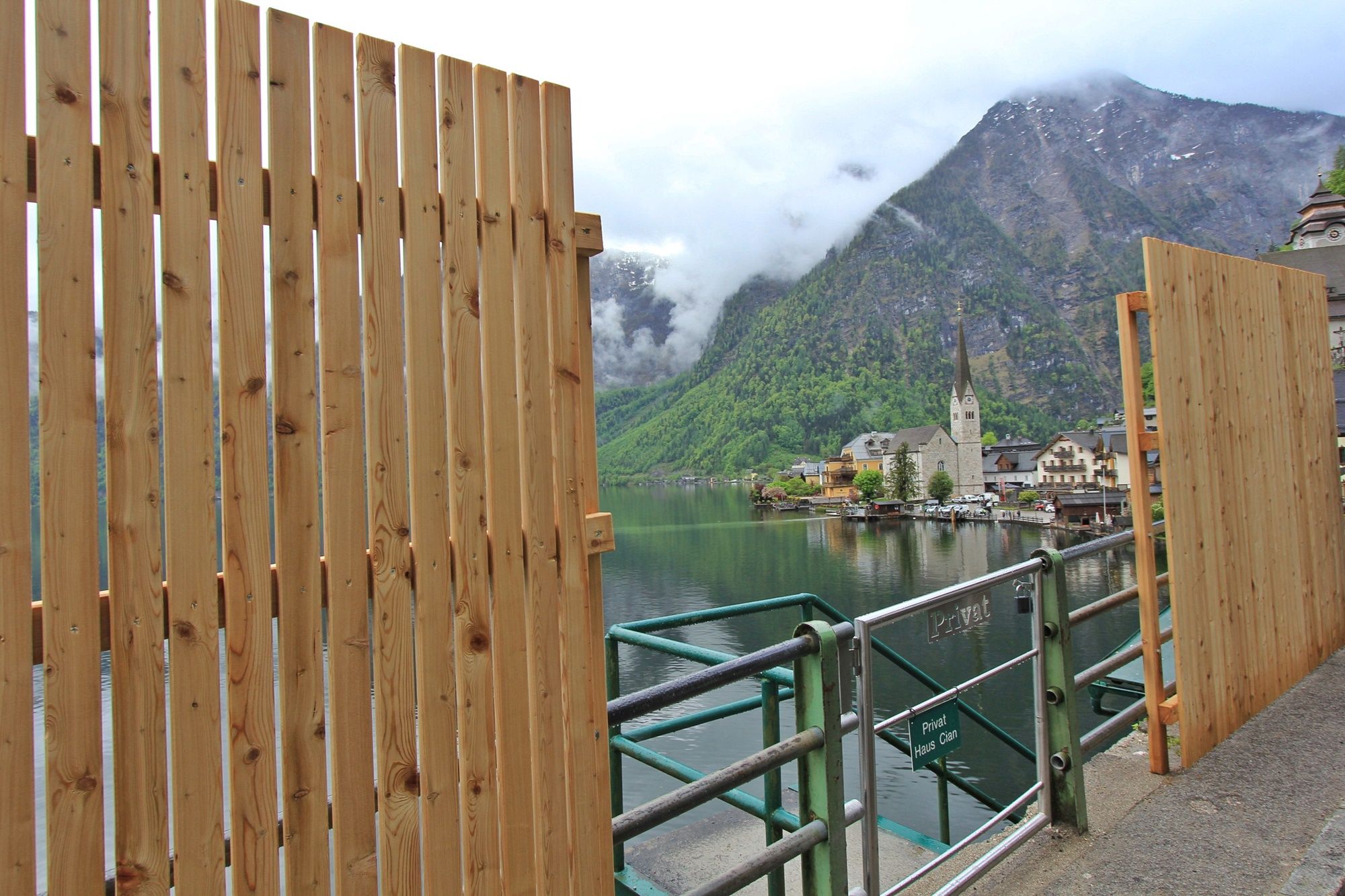 So schaute der heftig kritisierte Holzzaun aus.