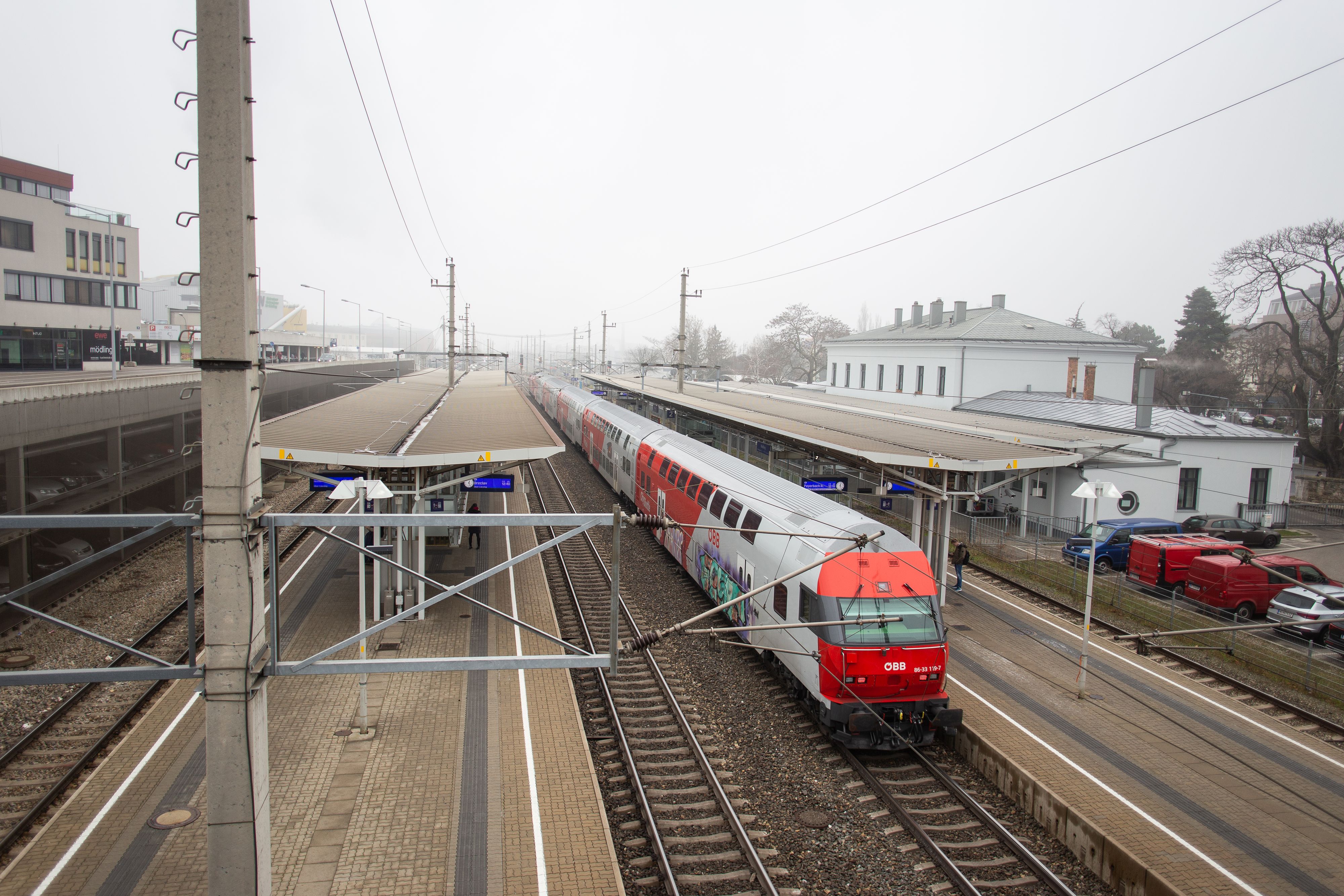Trotz der Absage des Bahnstreiks in Deutschland kommt es für Bahnreisende in Österreich und Deutschland zu Einschränkungen.