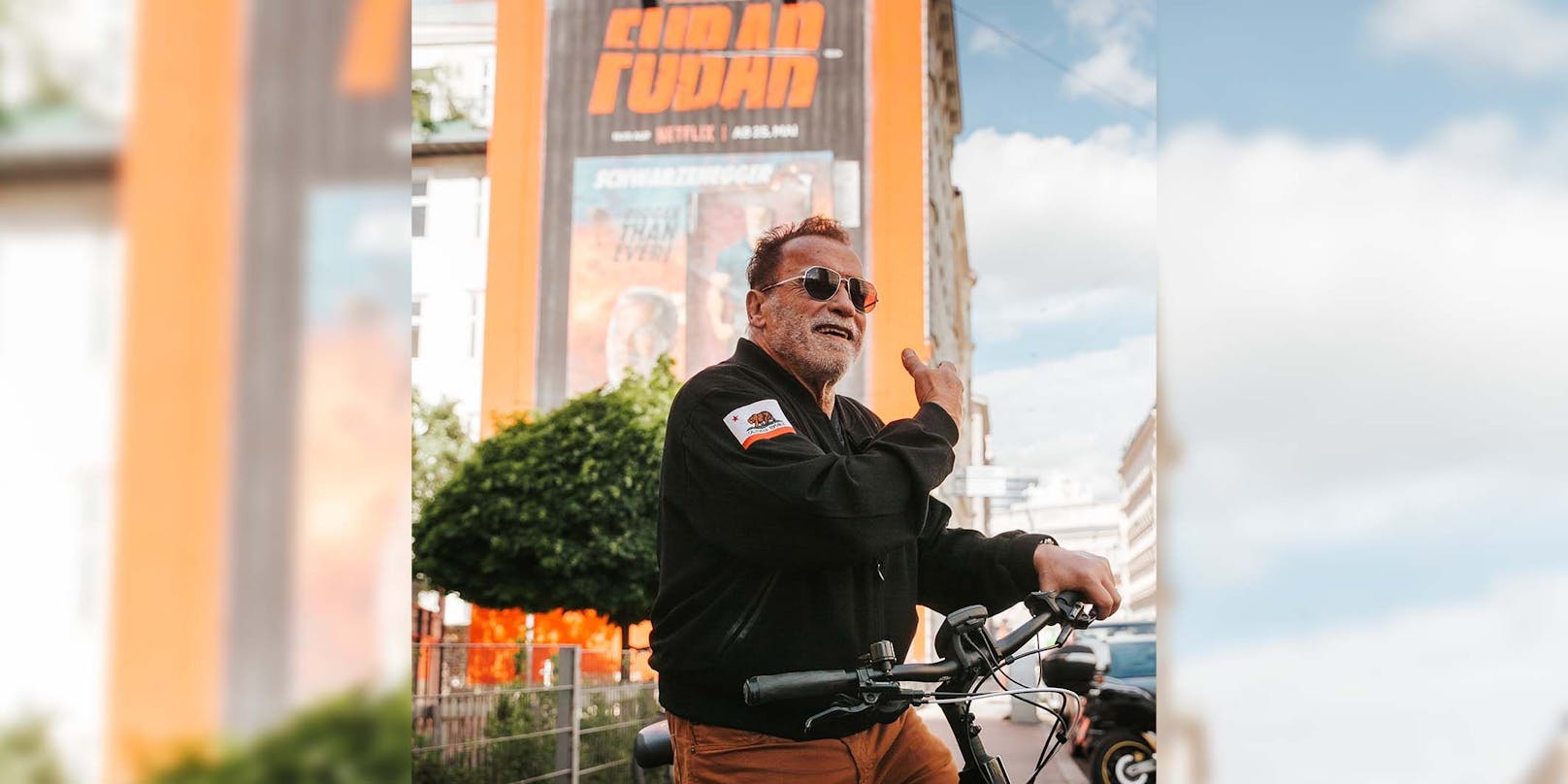 Arnold Schwarzenegger radelt Montagnachmittag durch Wien.