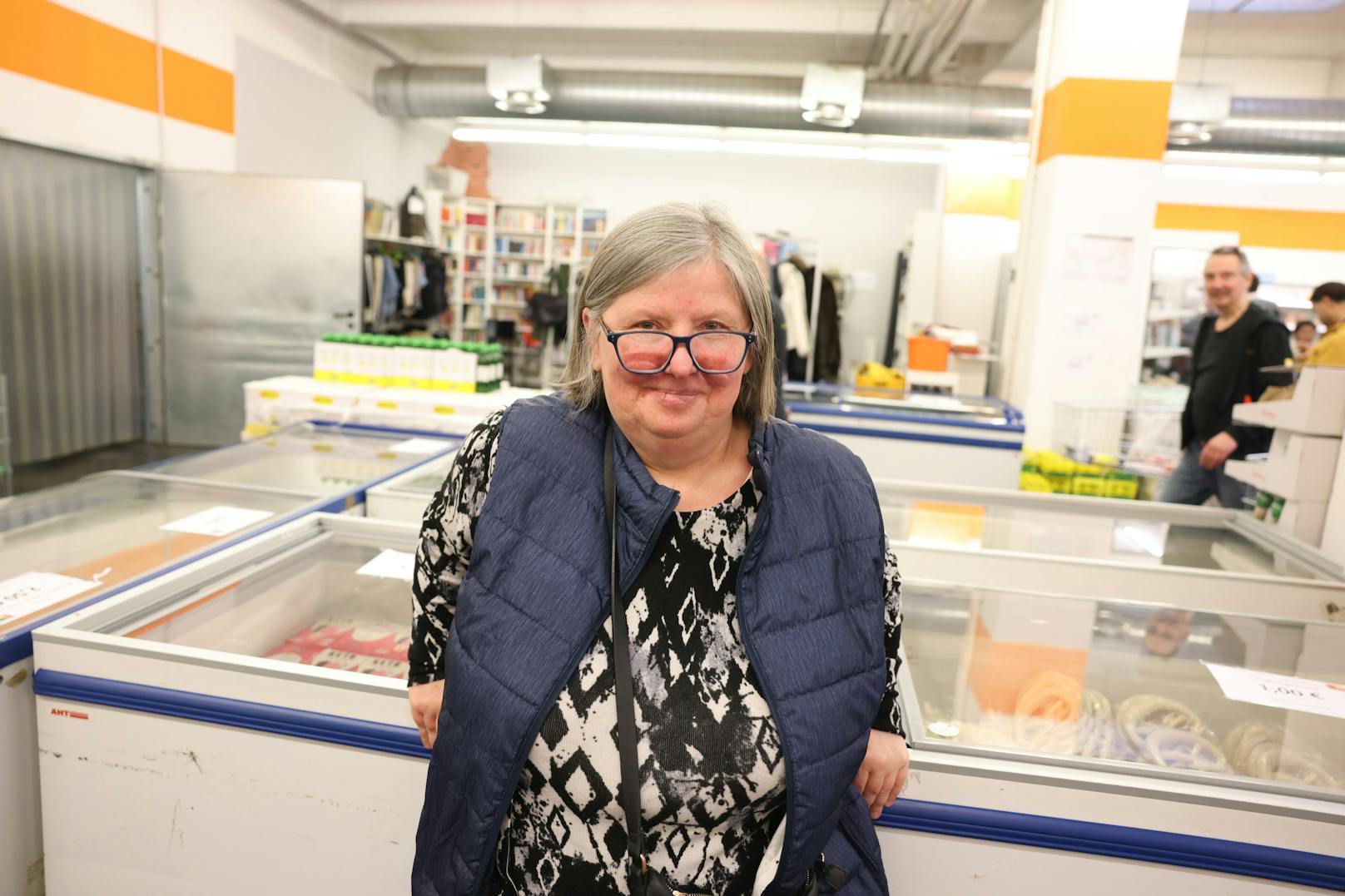 Magda kommt regelmäßig zum Sozialmarkt, um günstige Lebensmittel einzukaufen. Beim Kochen muss sie kreativ sein, sagt sie.