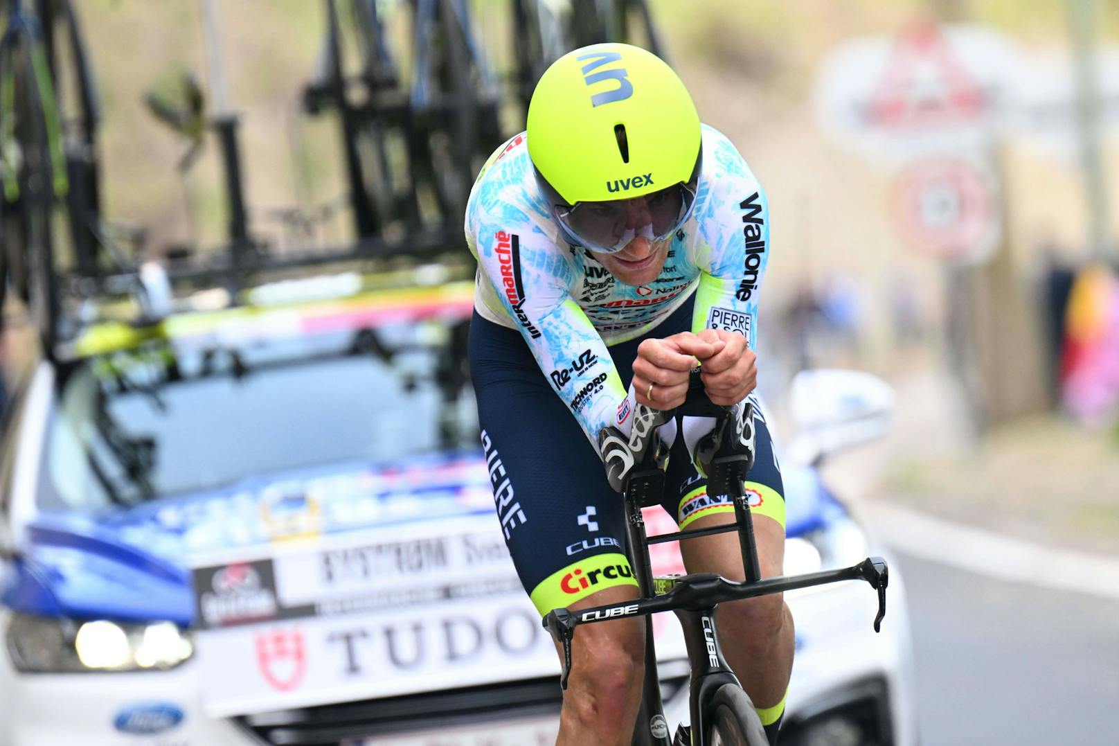 Rad-Ass Sven Erik Byström fuhr einige Giro-Etappen mit einem positiven Corona-Test. 