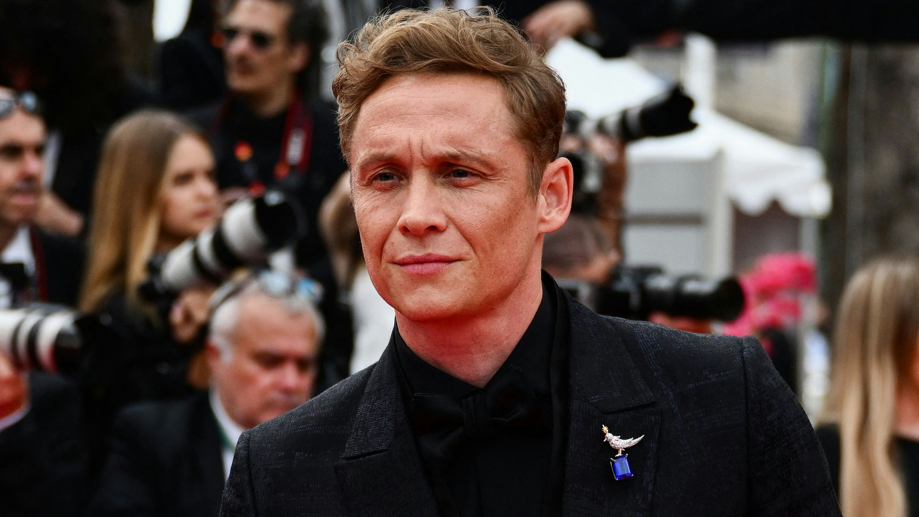 Heute.at - Von Romcom zu Raumanzug: Schweighöfer spricht Alien
