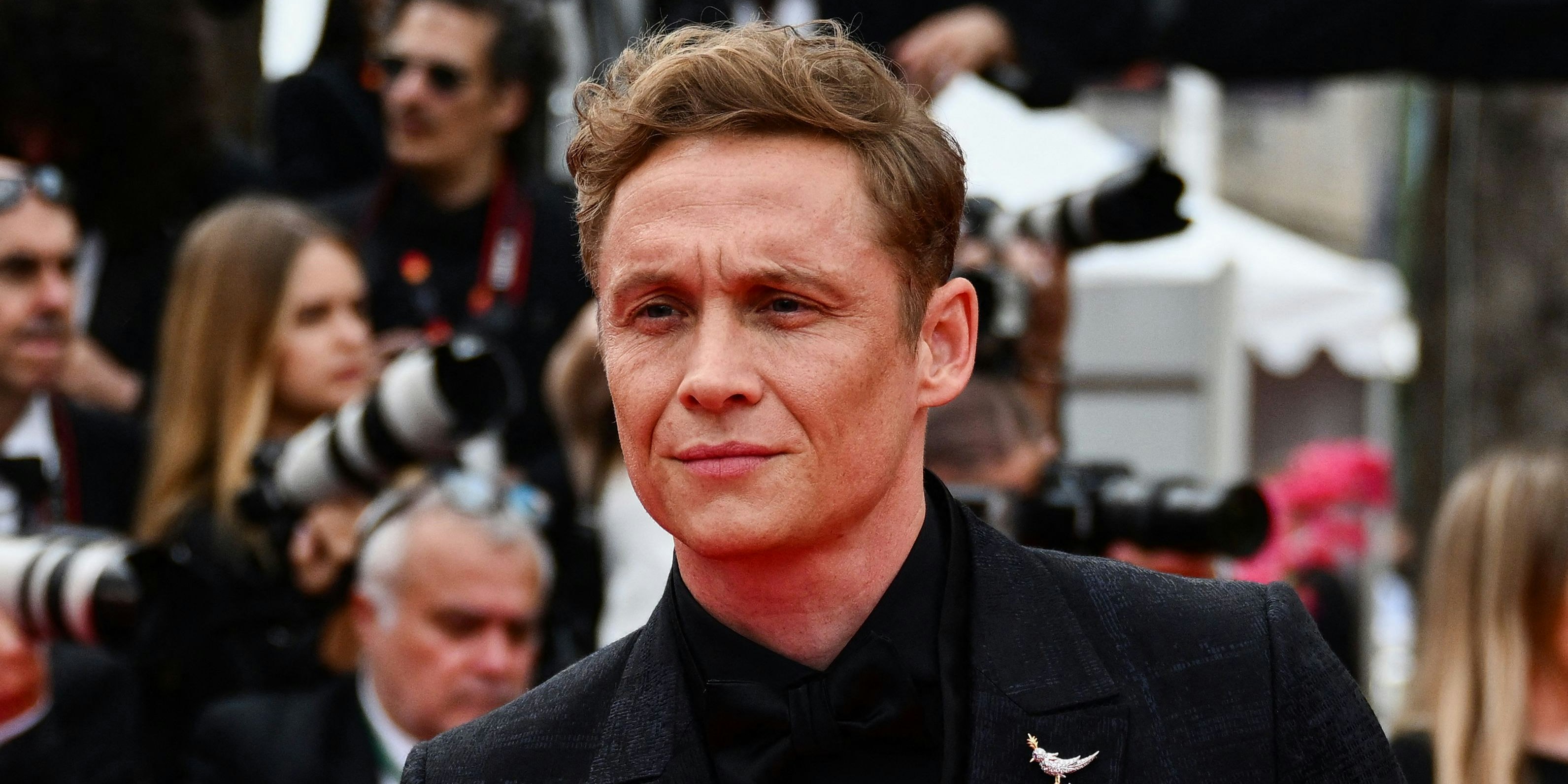 German actor Matthias Schweighoefer arrives for the opening ceremony and the screening of the film "Jeanne du Barry" during the 76th edition of the Cannes Film Festival in Cannes, southern France, on May 16, 2023. (Photo by CHRISTOPHE SIMON / AFP) - 20230516_PD10665 - Rechteinfo: Rights Managed (RM) Nur für redaktionelle Nutzung! Werbliche Nutzung erfordert Freigabe: bitte schicken Sie uns eine Anfrage.