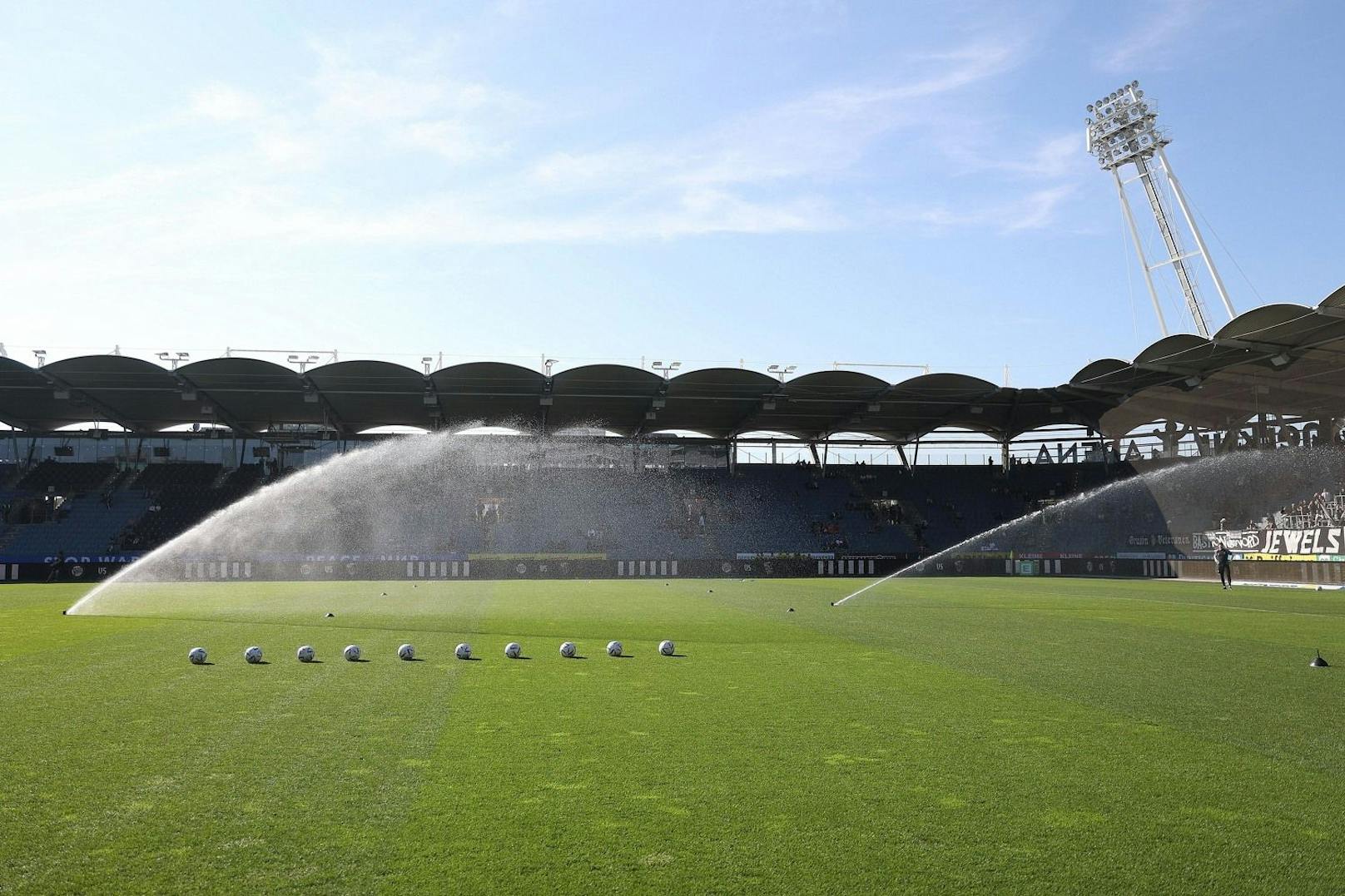 Sturm Graz muss um die Europacup-Heimspiele in Graz zittern. 