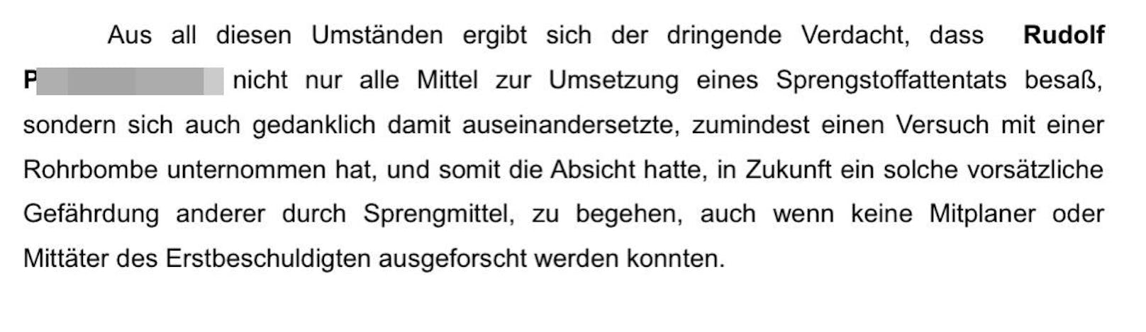 Der Verdächtige plante laut Anklage einen Rohrbomben-Anschlag.