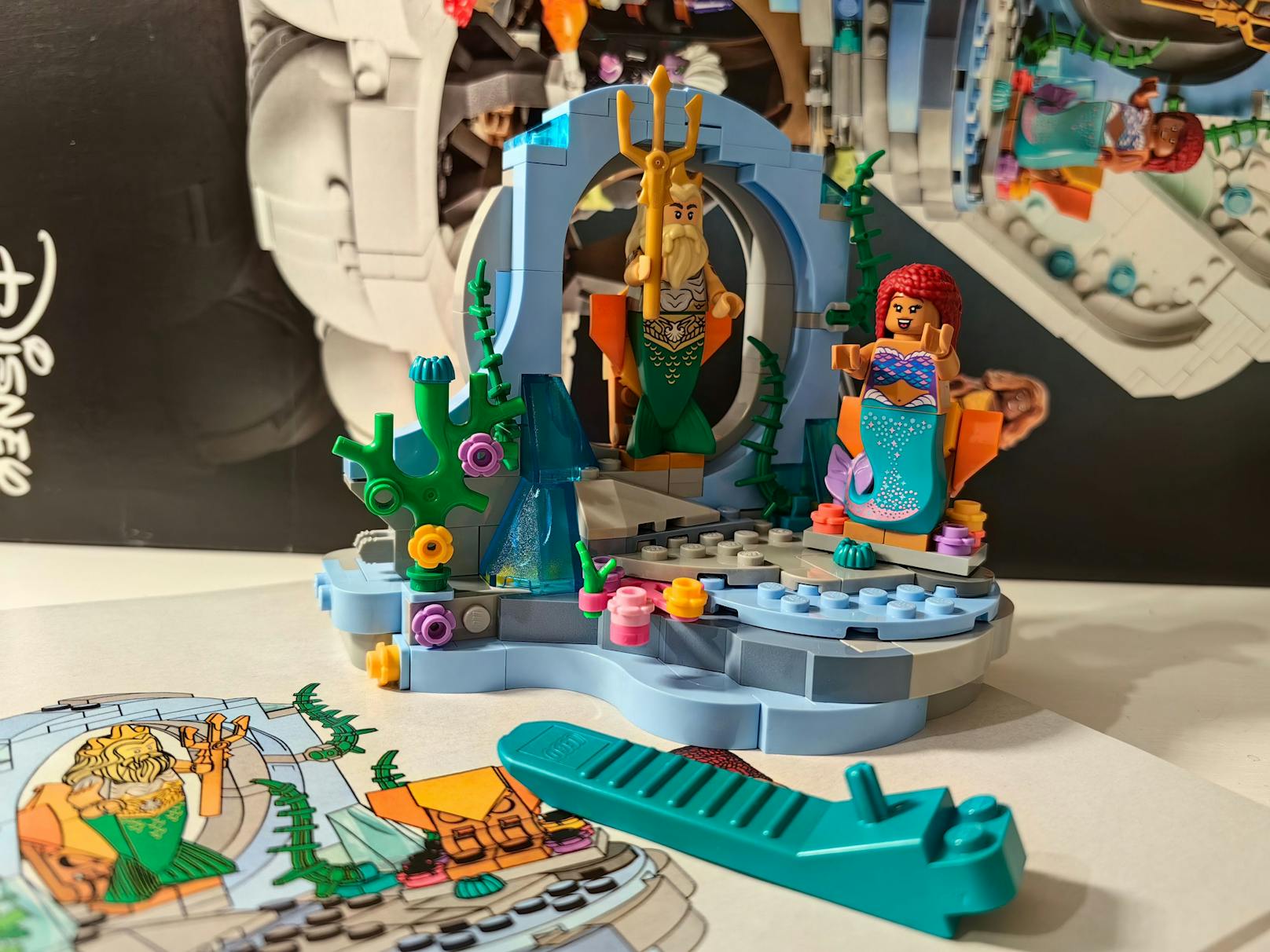 Im Gegensatz zum farbenfrohen "Arielles Unterwasserschloss" handelt es sich bei "Arielles königliche Muschel" um ein Set, das sich an erwachsene Sammler richtet.&nbsp;