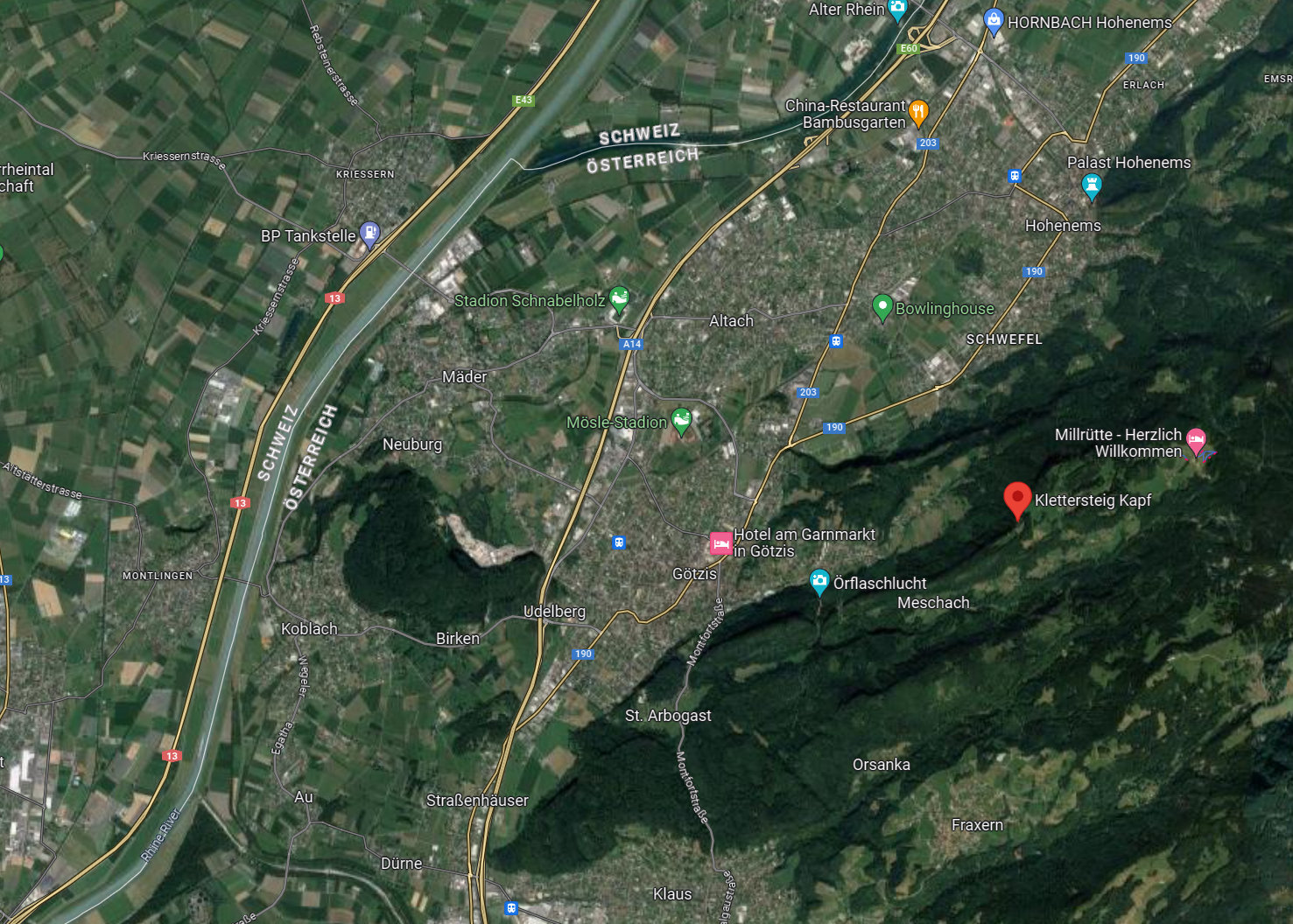 Der Bub war mit seinem Vater unterwegs in Richtung Klettersteig Kapf in Götzis (A), als er ausrutschte und in die Tiefe stürzte.