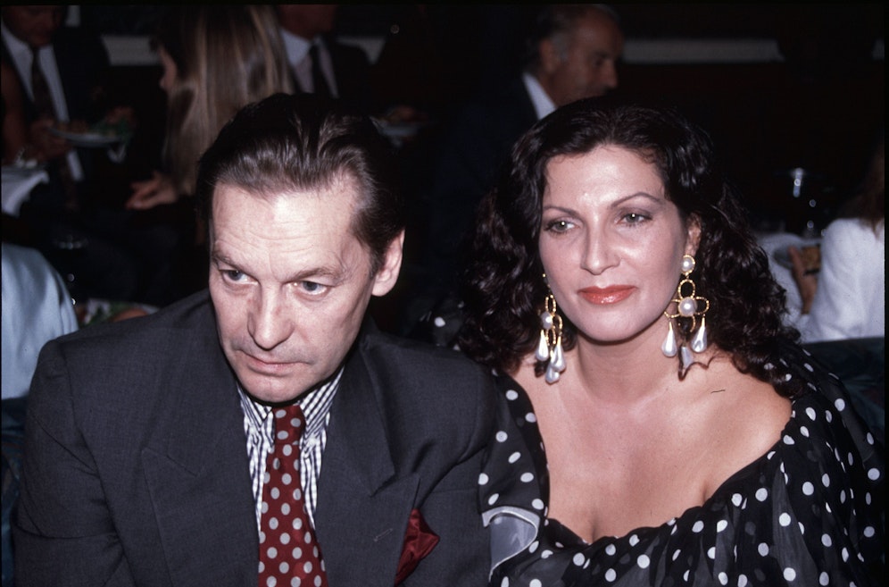 Ein undatiertes Archivbild zeigt Helmut Berger mit seiner Gattin, der Italienerin, Francesca Guidato.