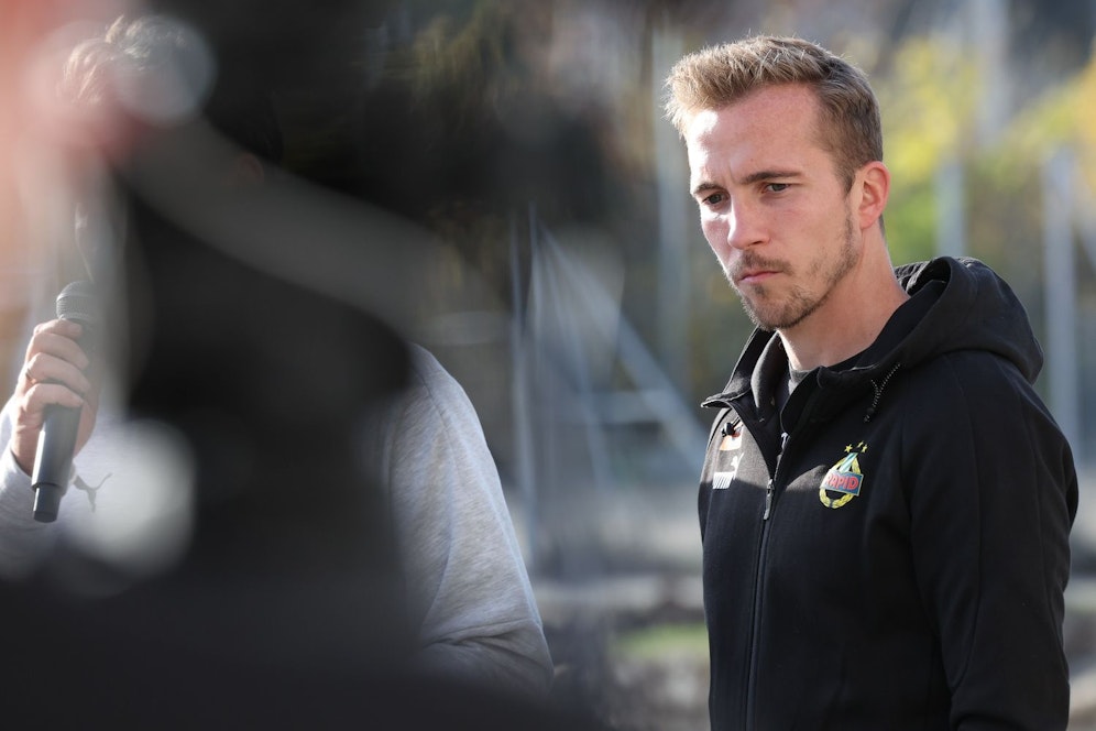 Christopher Dibon spricht über die Rapid-Baustellen. 